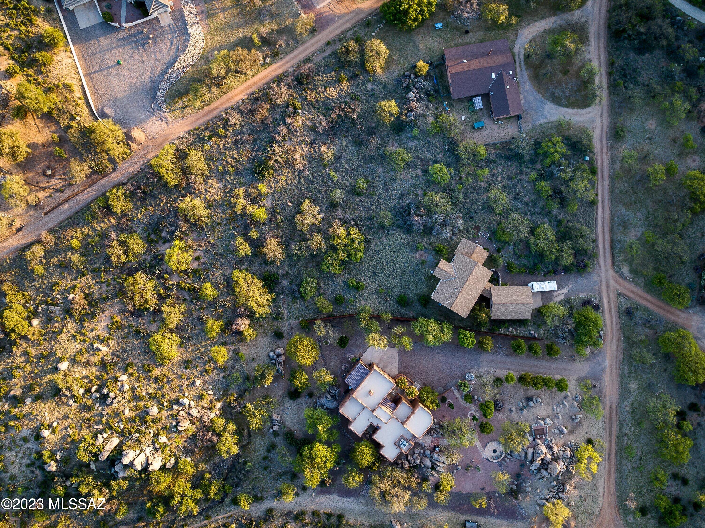 875 N Oakcliffe Court