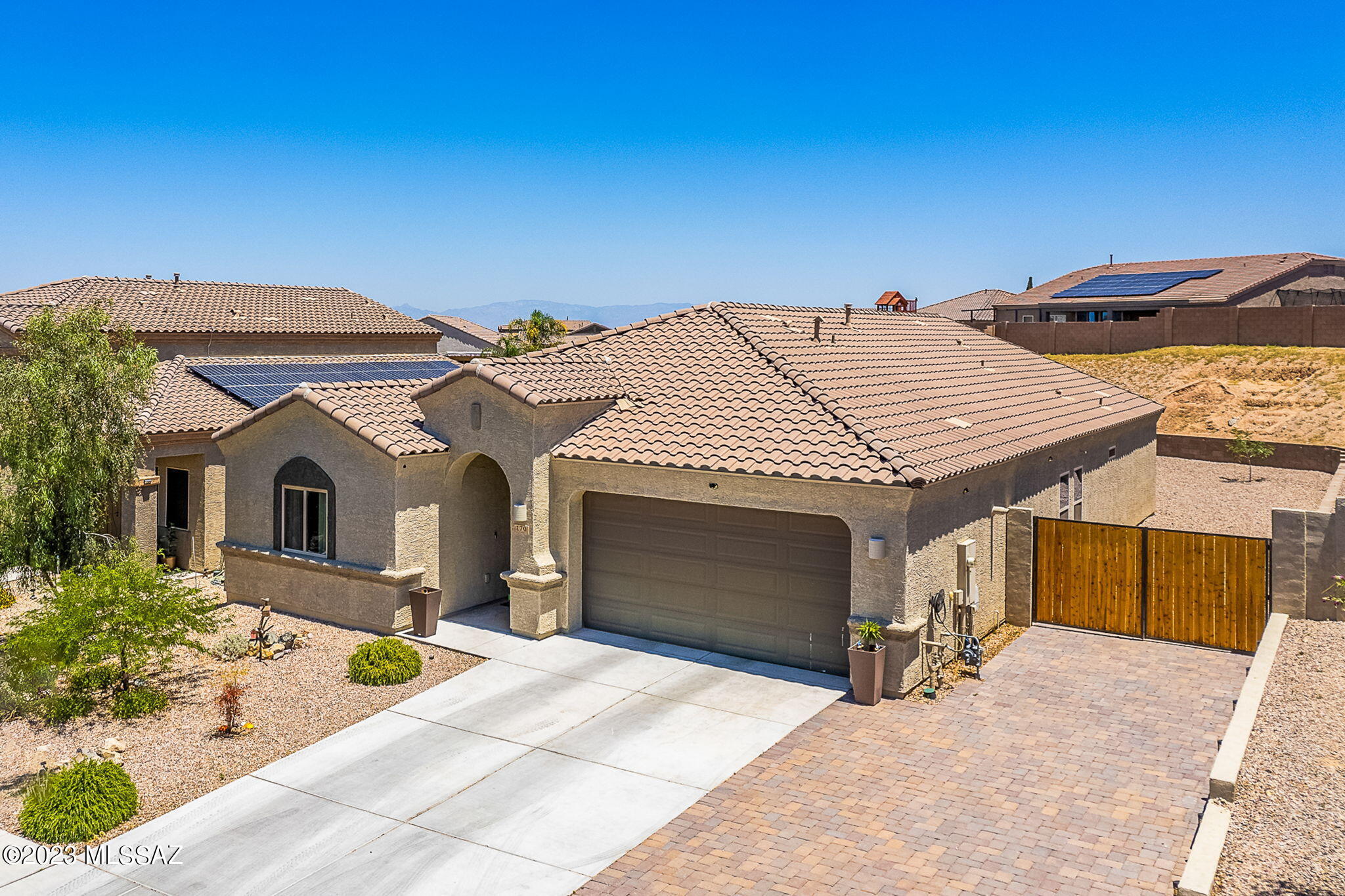 170 W Sg Posey Street