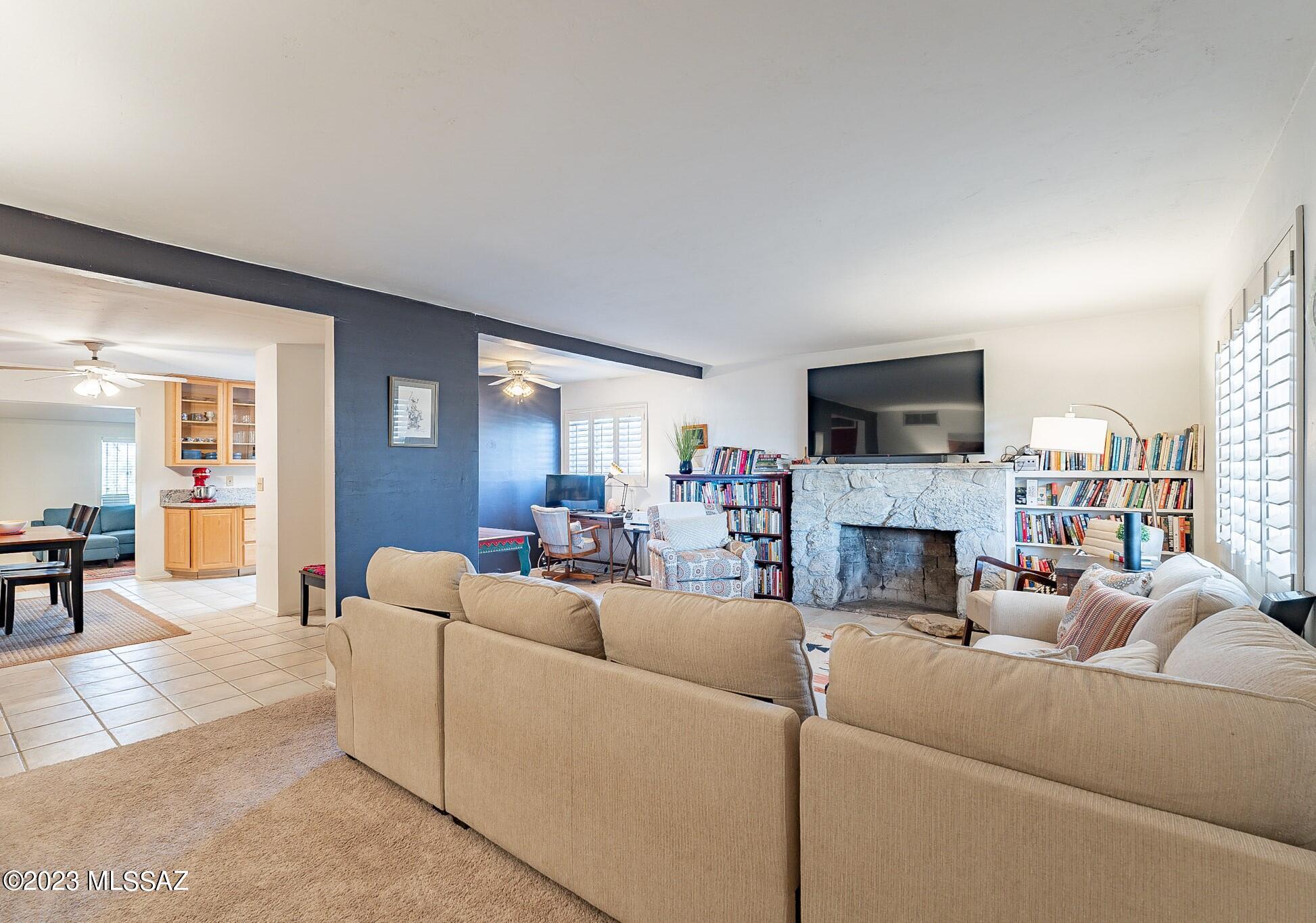 2225 N Hampton Street