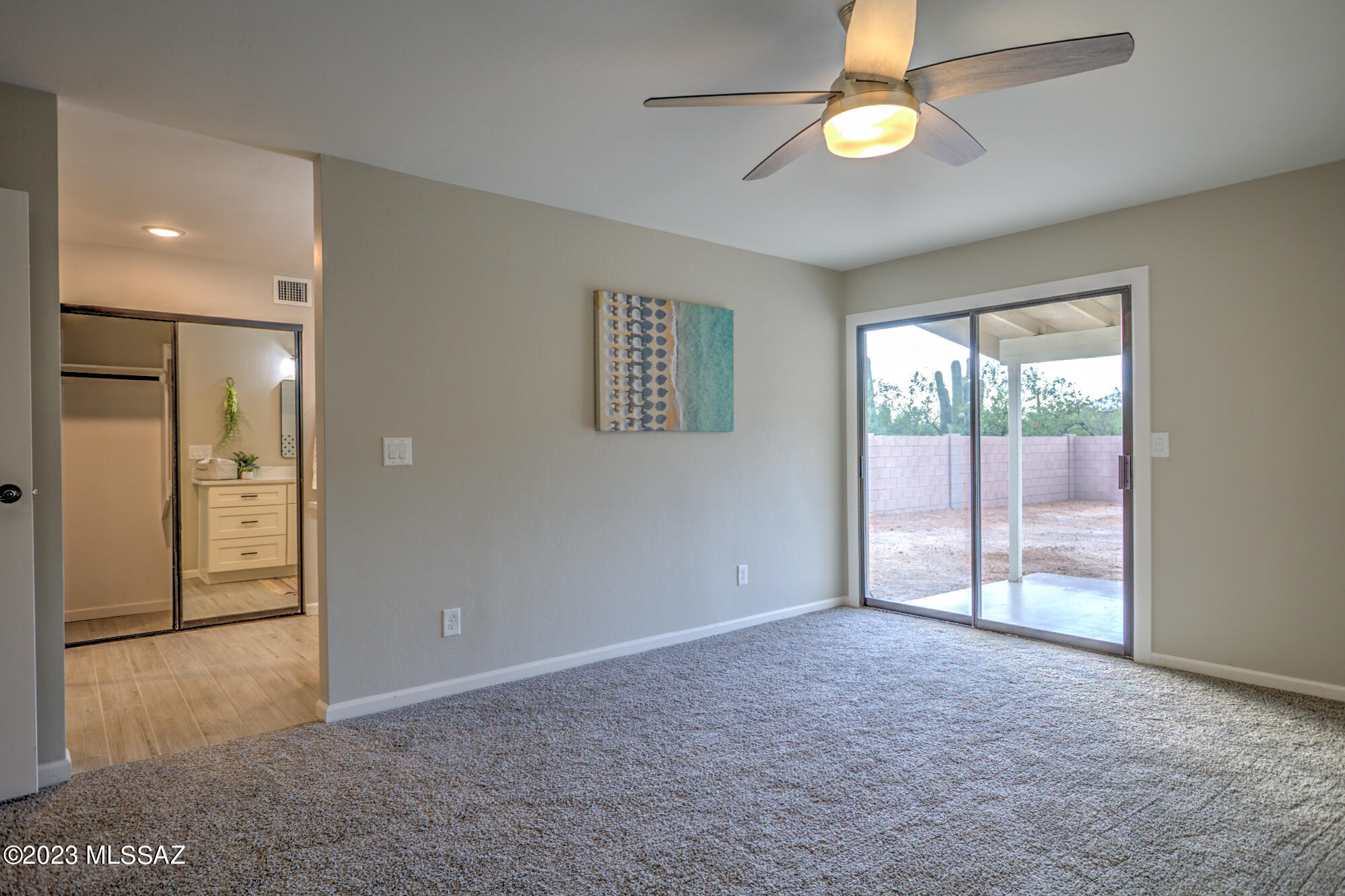 4611 N Shinumo Drive