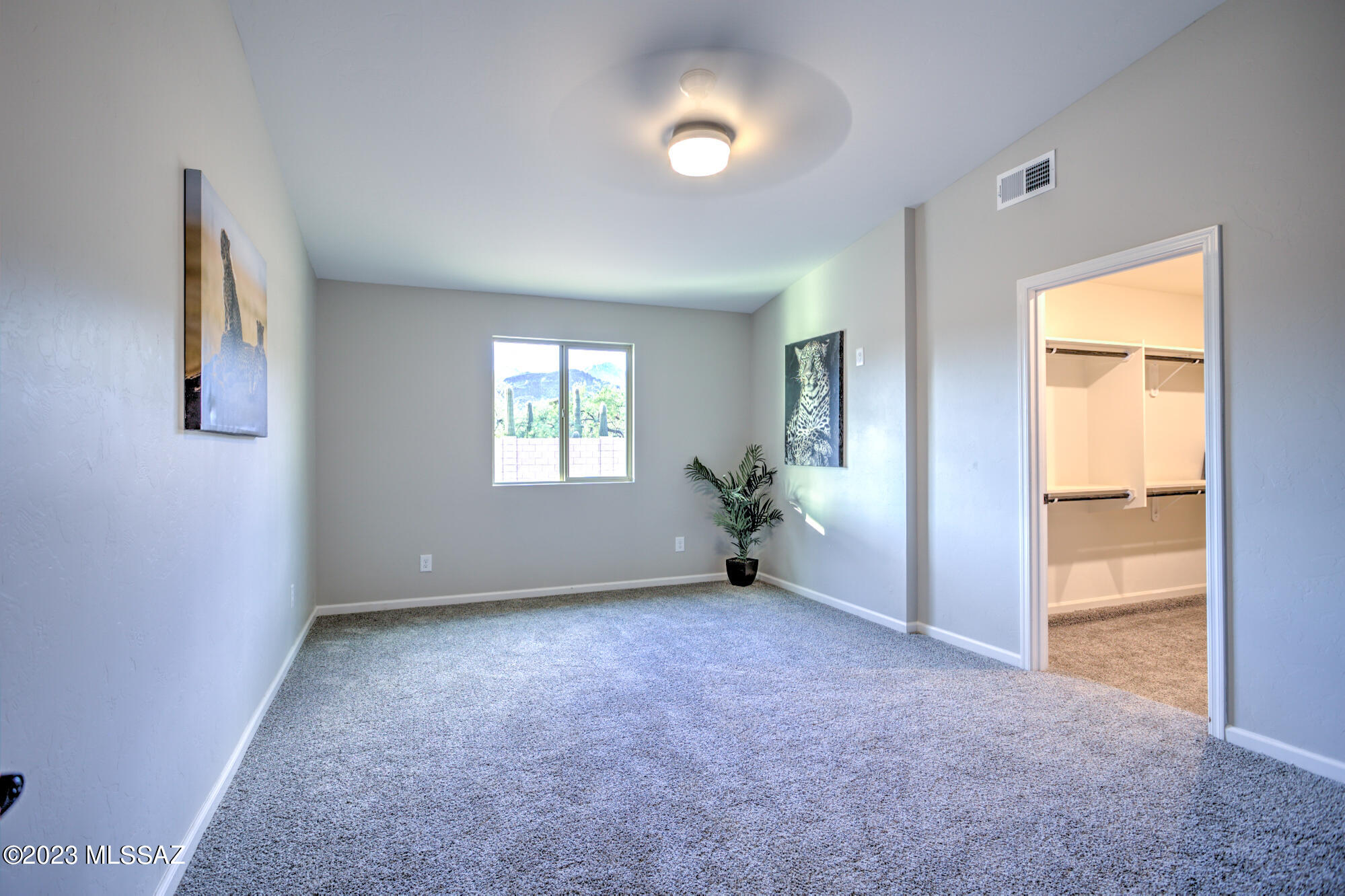 4611 N Shinumo Drive