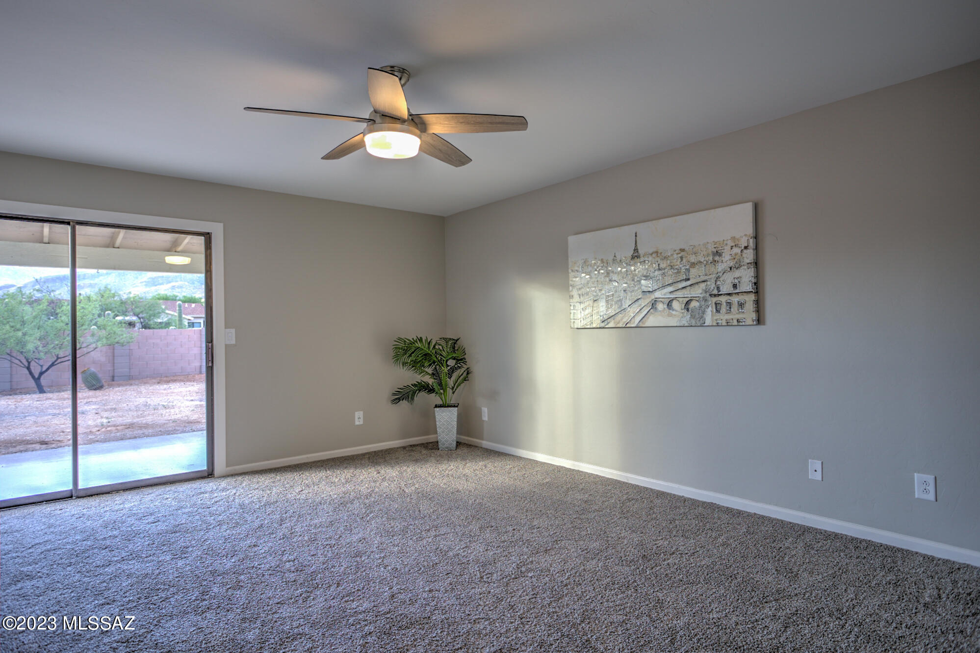 4611 N Shinumo Drive