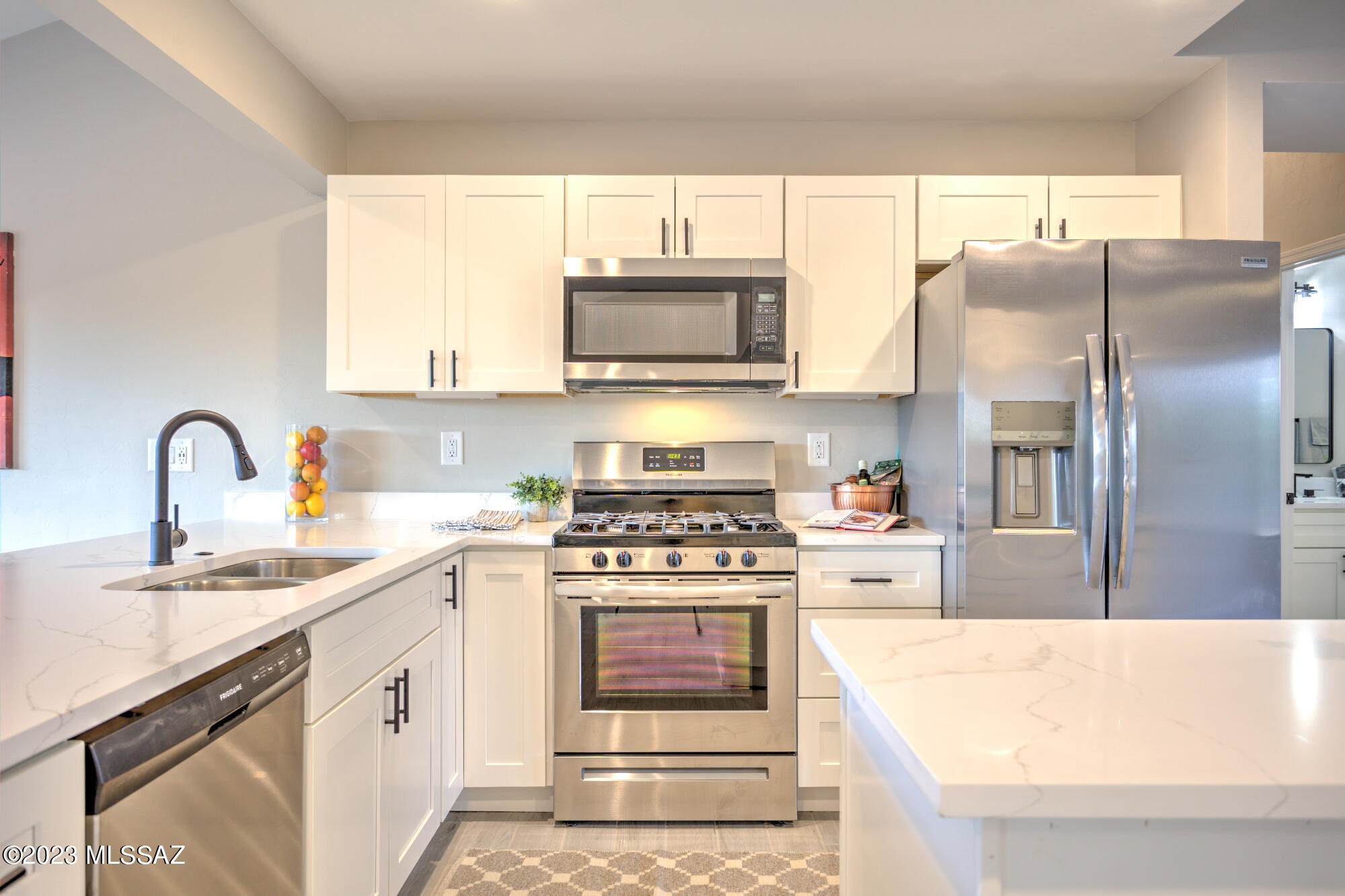 4611 N Shinumo Drive