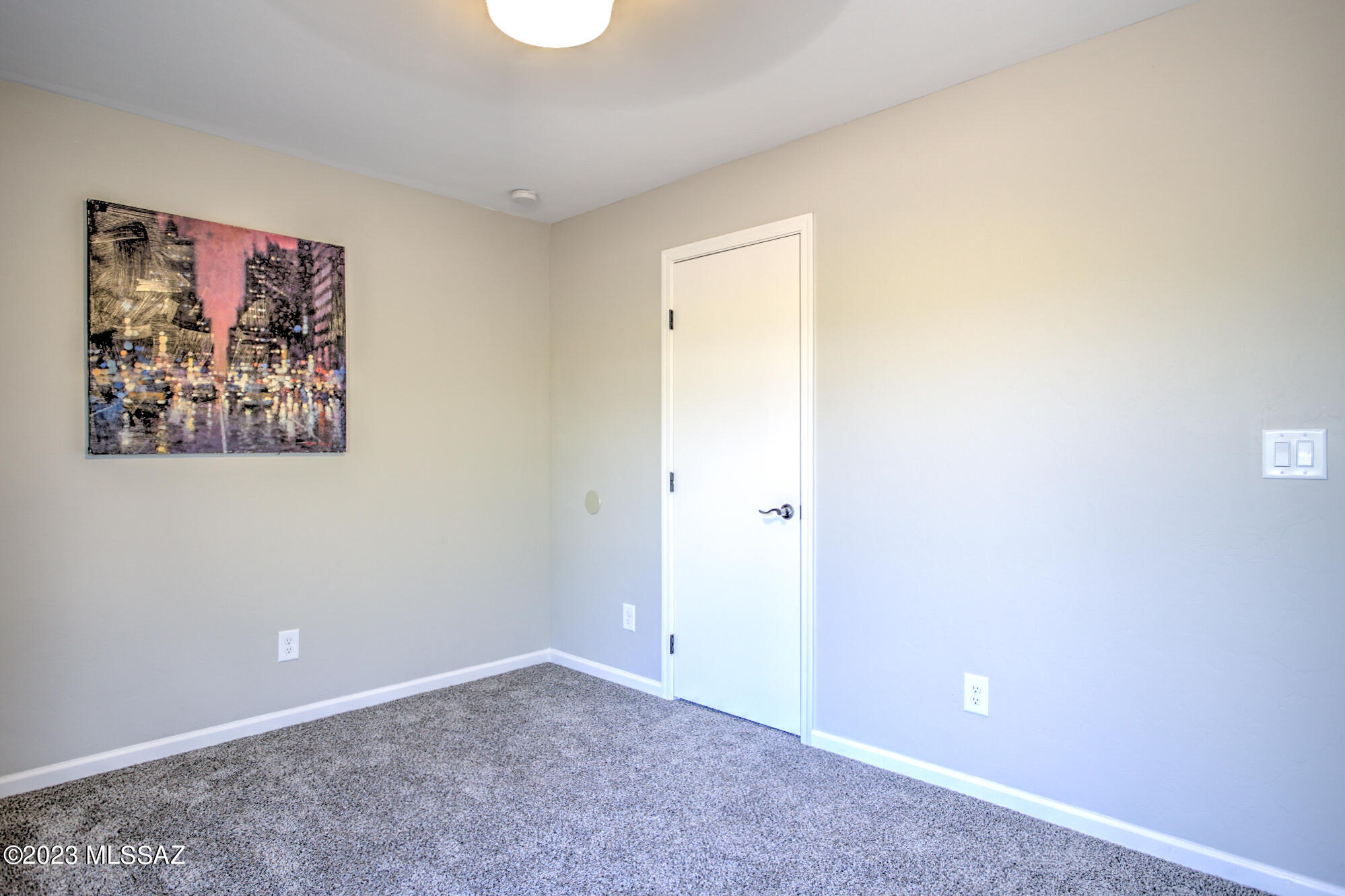 4611 N Shinumo Drive