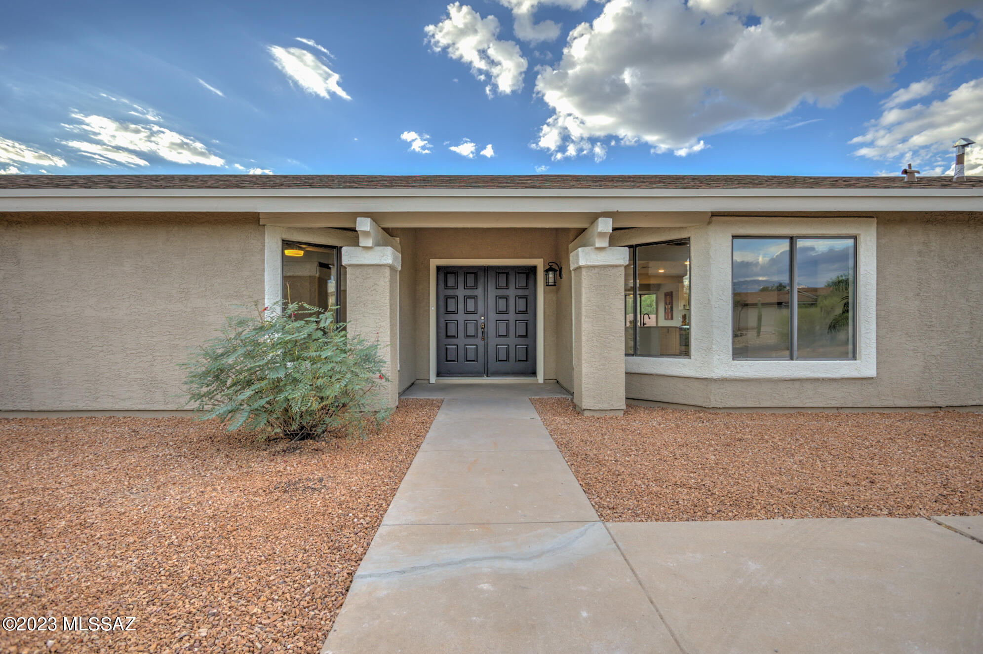 4611 N Shinumo Drive