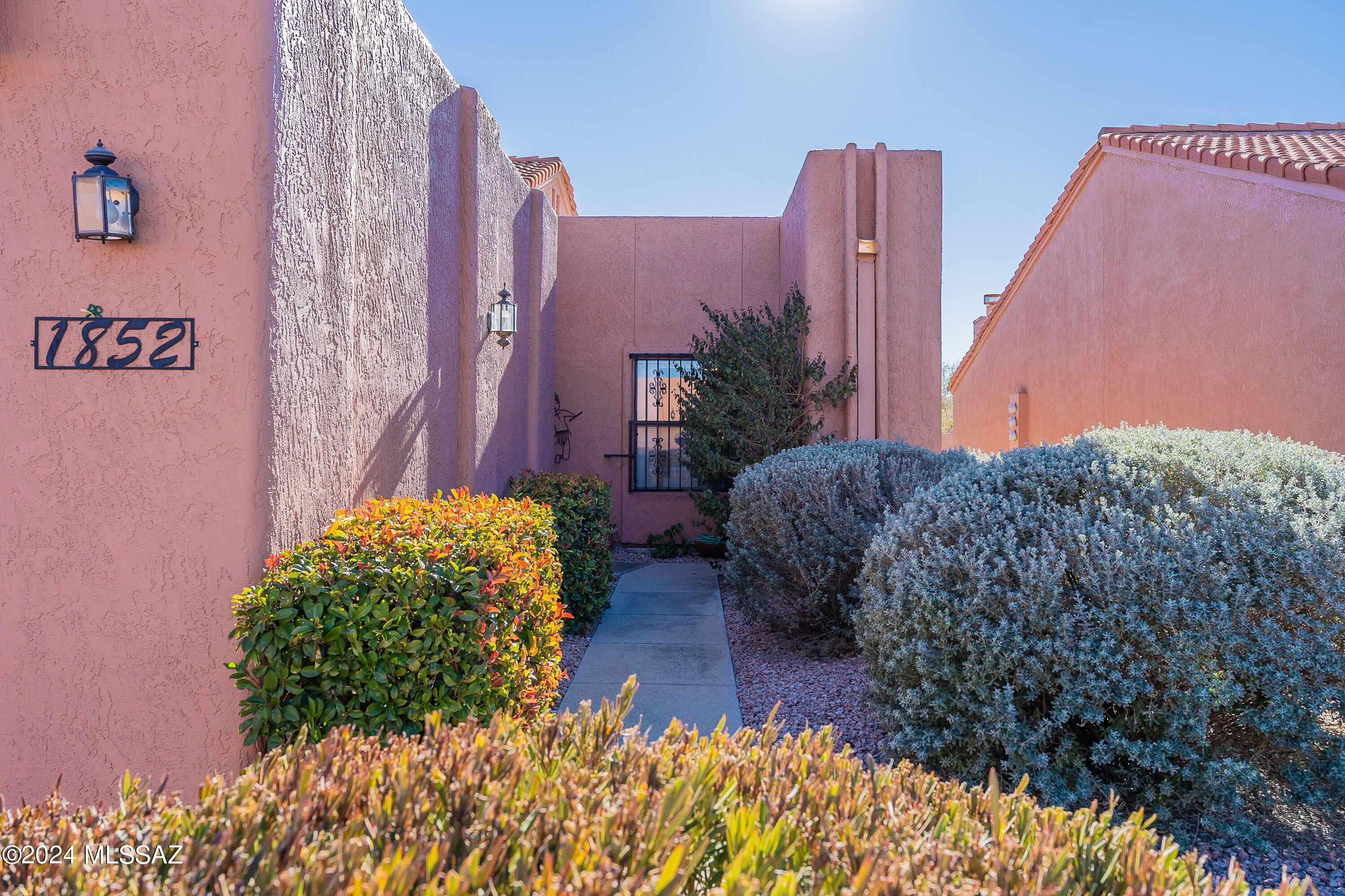 1852 N Piedmont Terrace