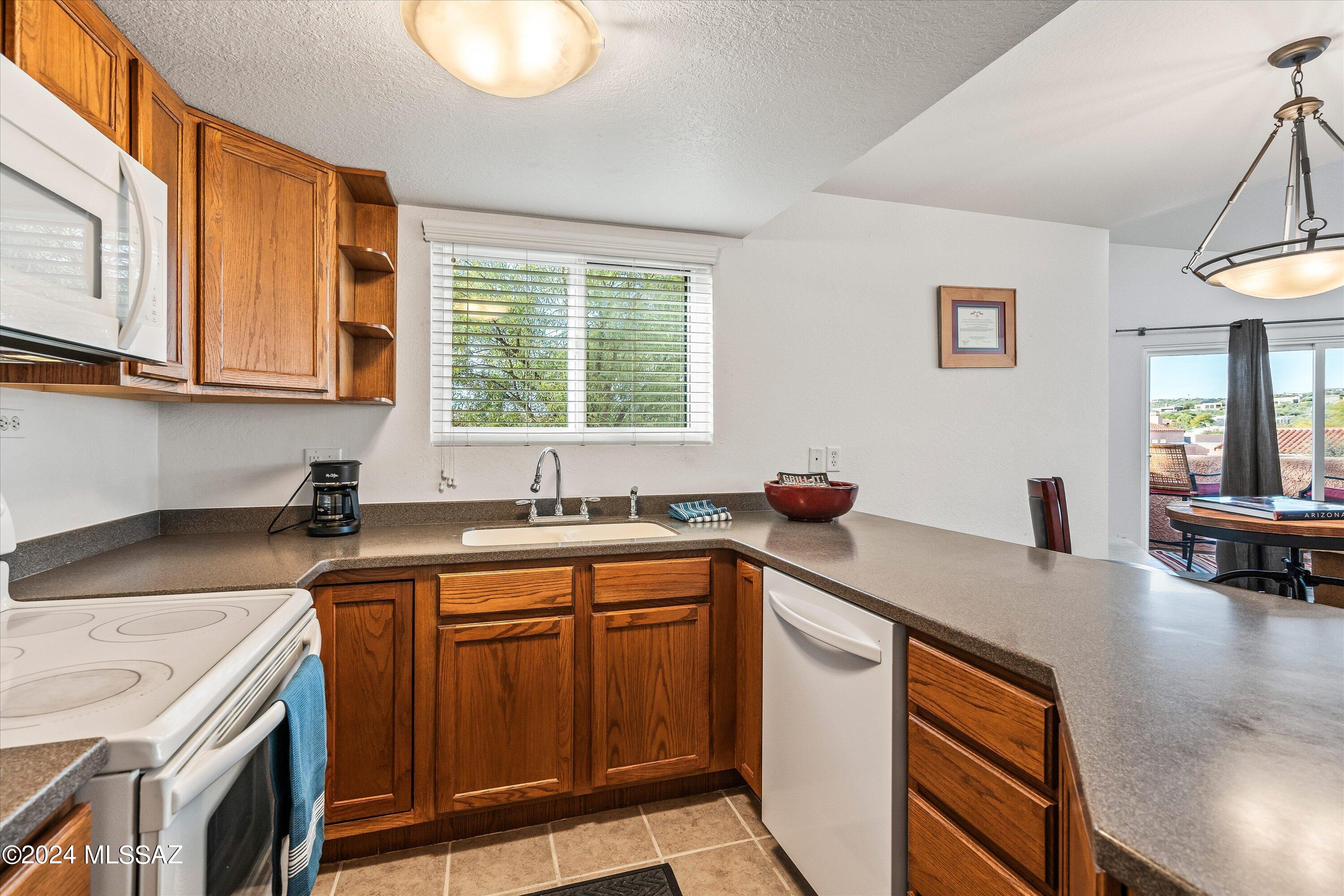 5051 N Sabino Canyon Road Unit: 2184