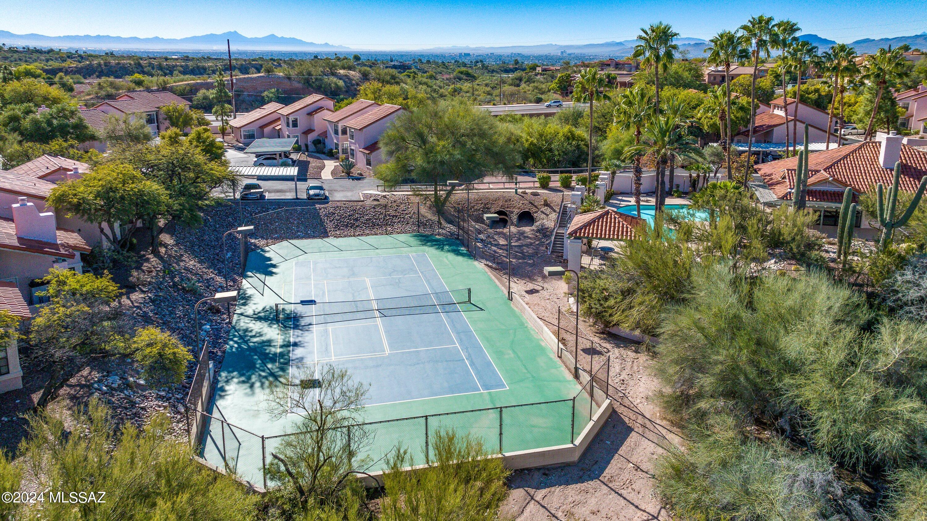 6421 N Tierra De Las Catalinas Unit: 41