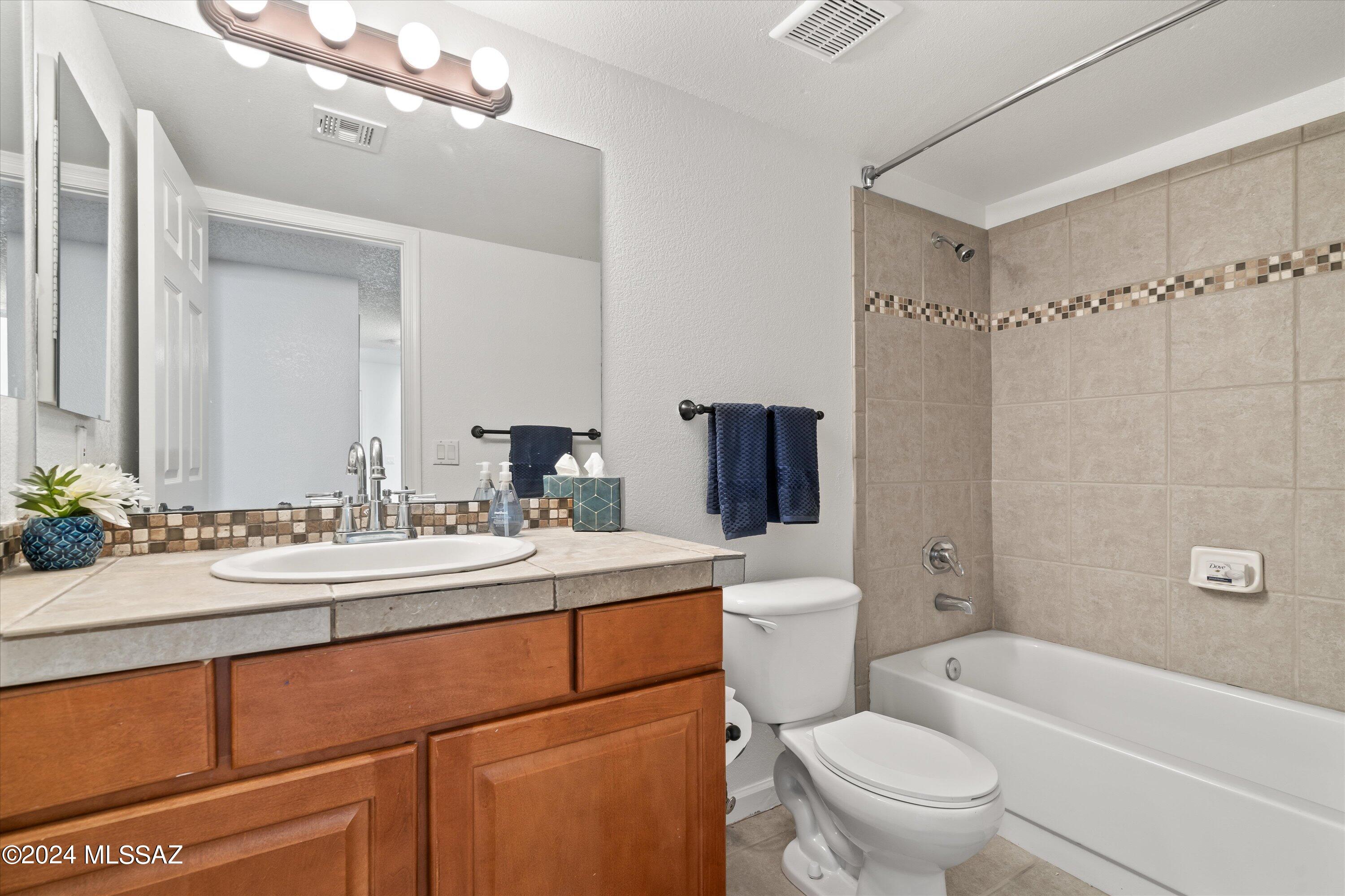 6421 N Tierra De Las Catalinas Unit: 41