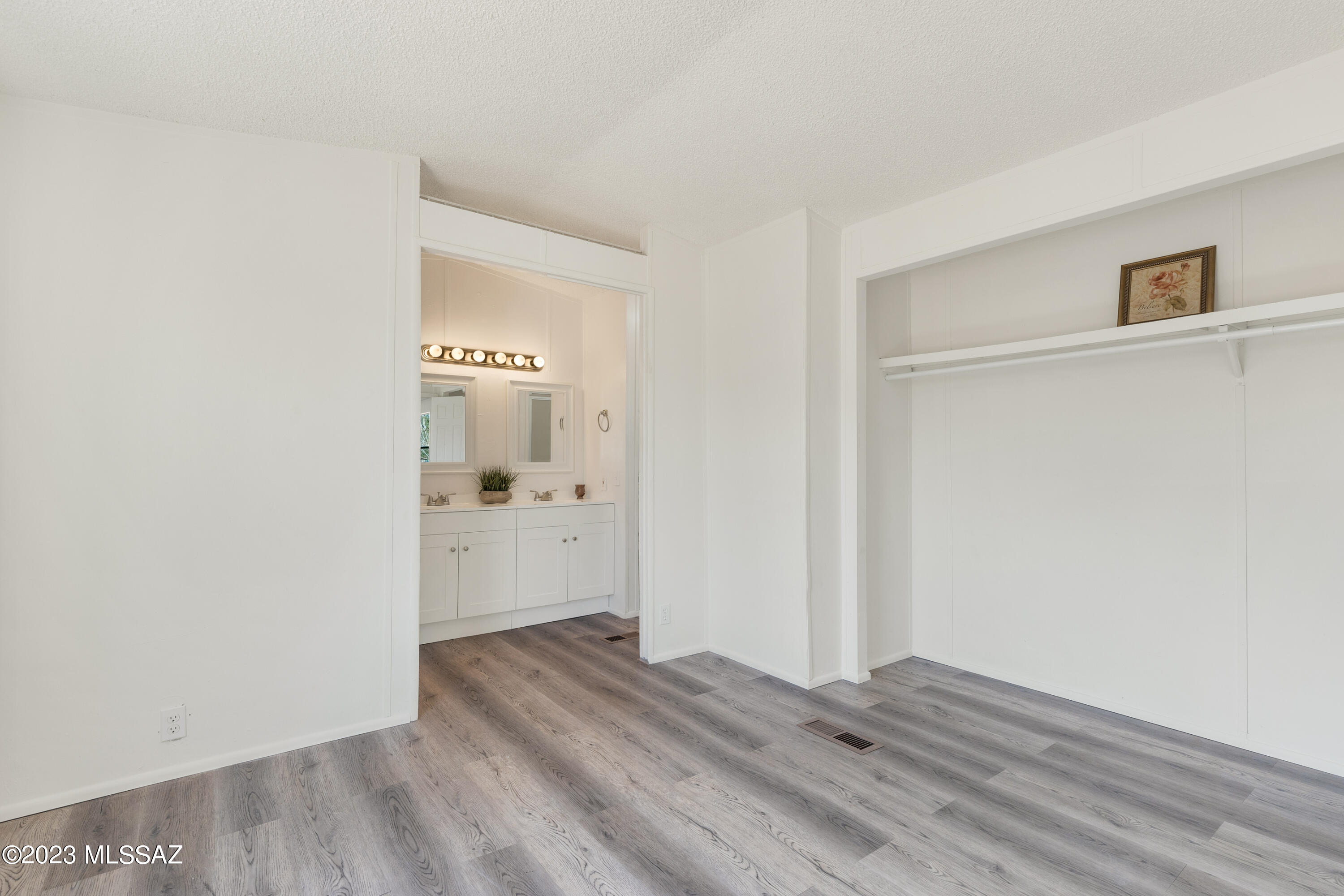 3920 E Coronado Sunset Drive