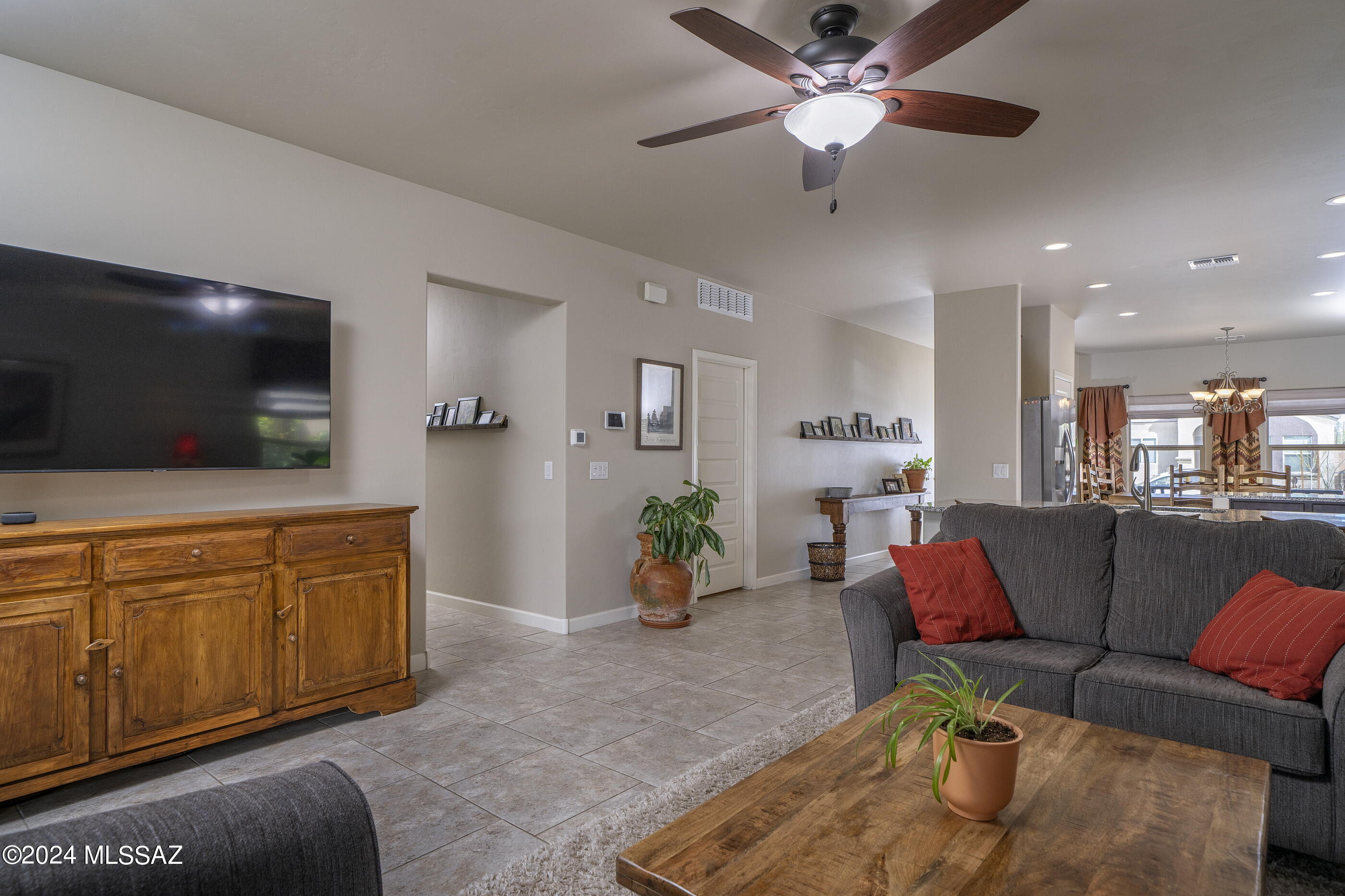 3511 W Sophora Ridge Way