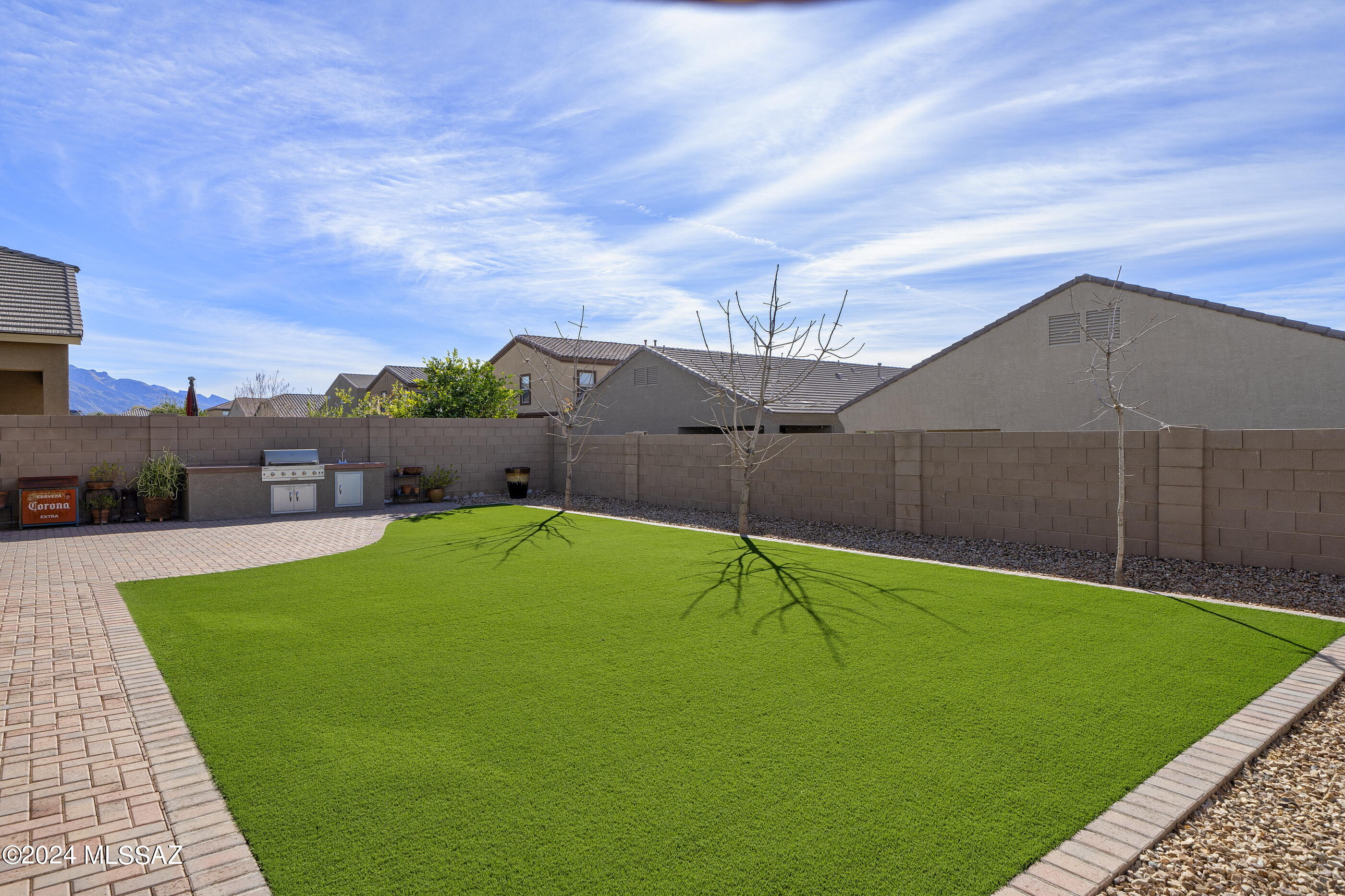 3511 W Sophora Ridge Way