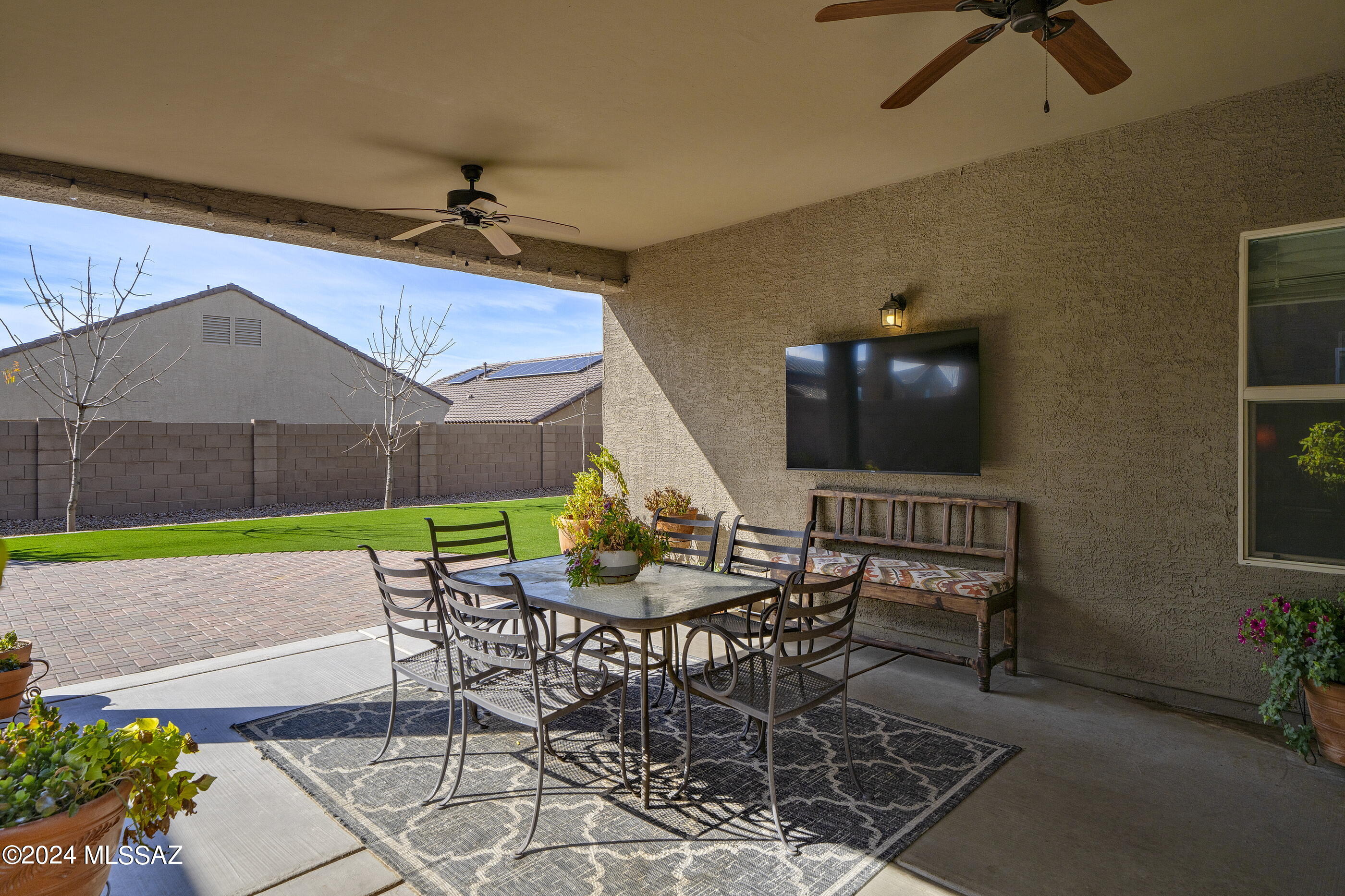 3511 W Sophora Ridge Way