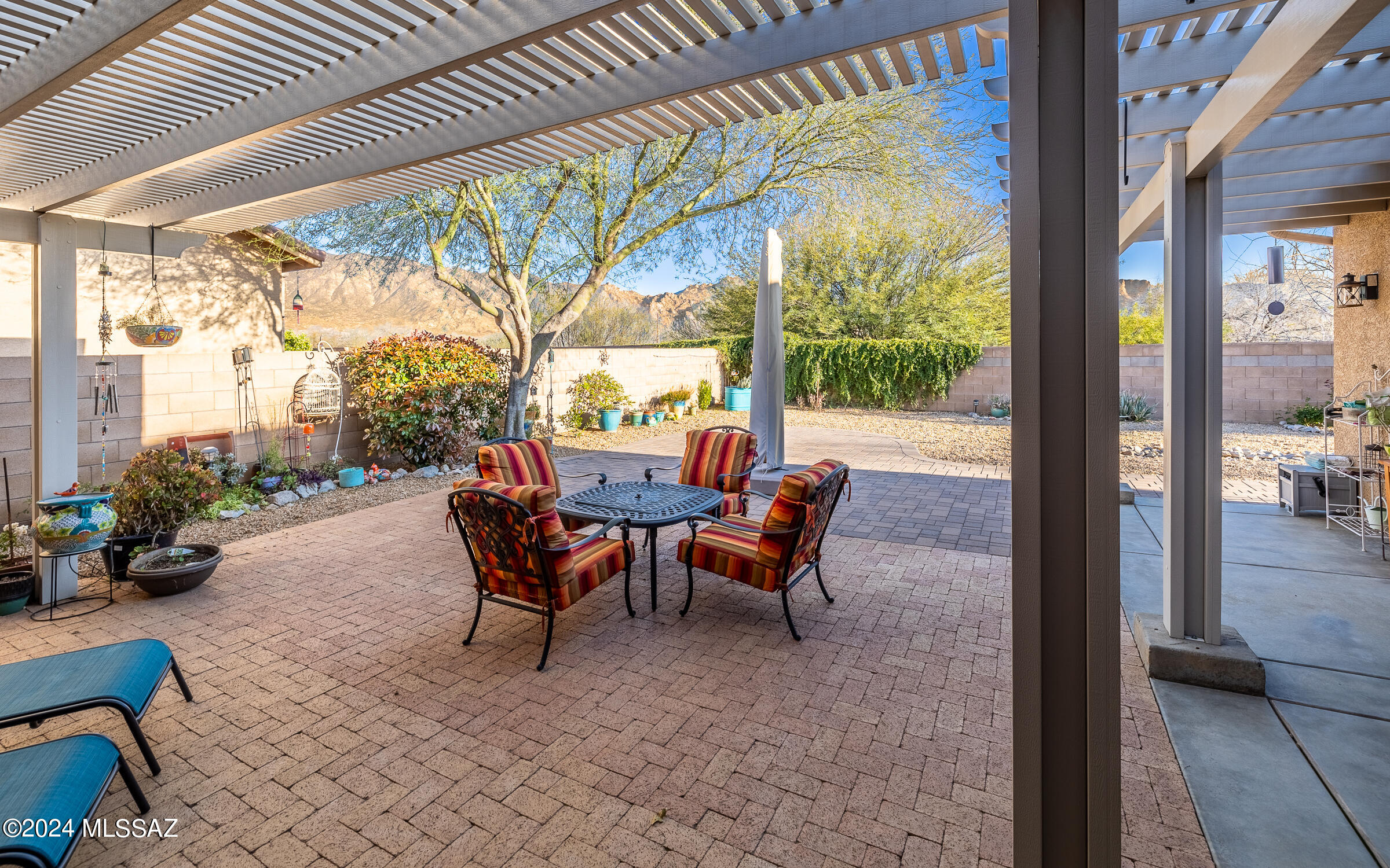 3664 E Northern Dancer Road