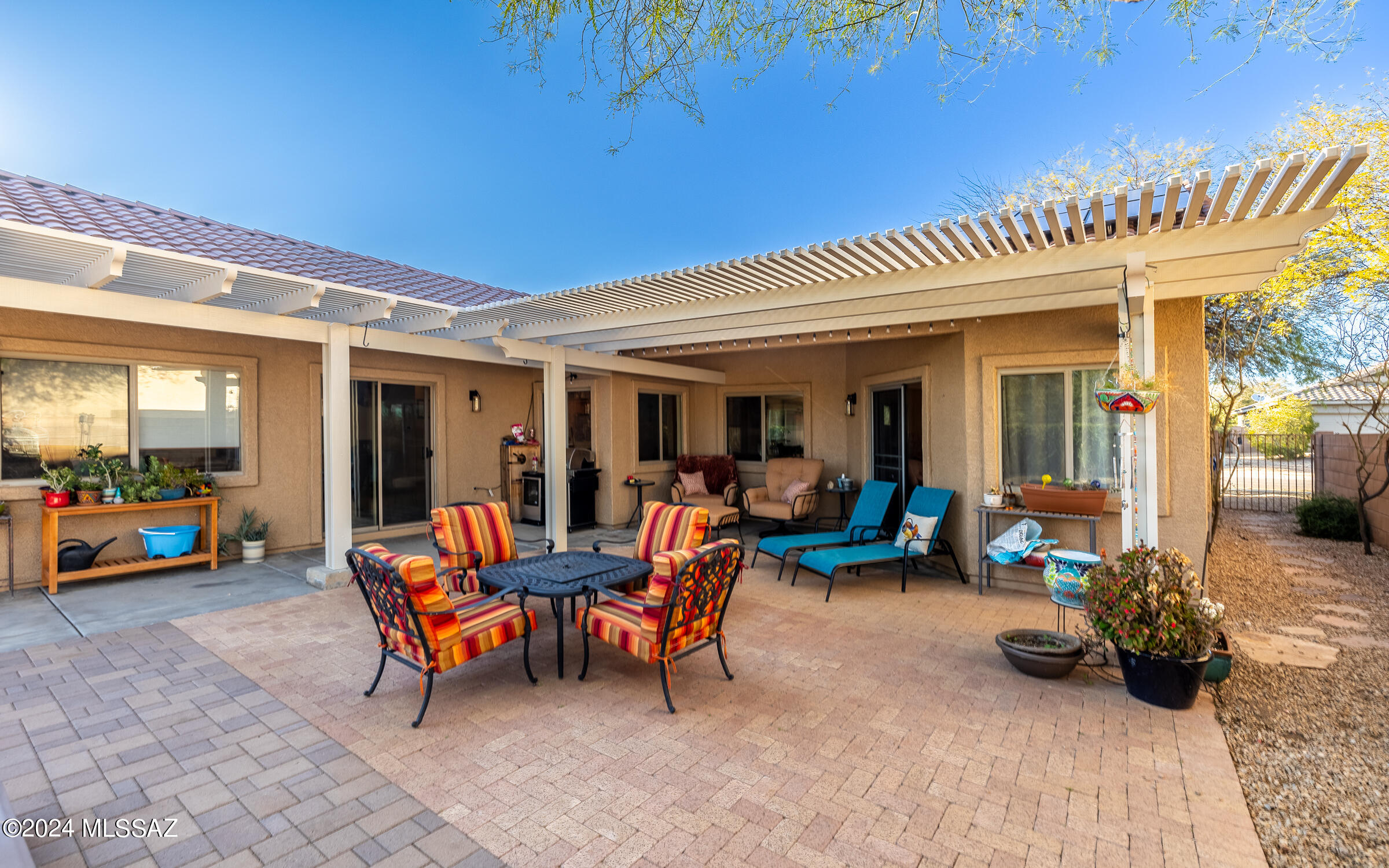 3664 E Northern Dancer Road