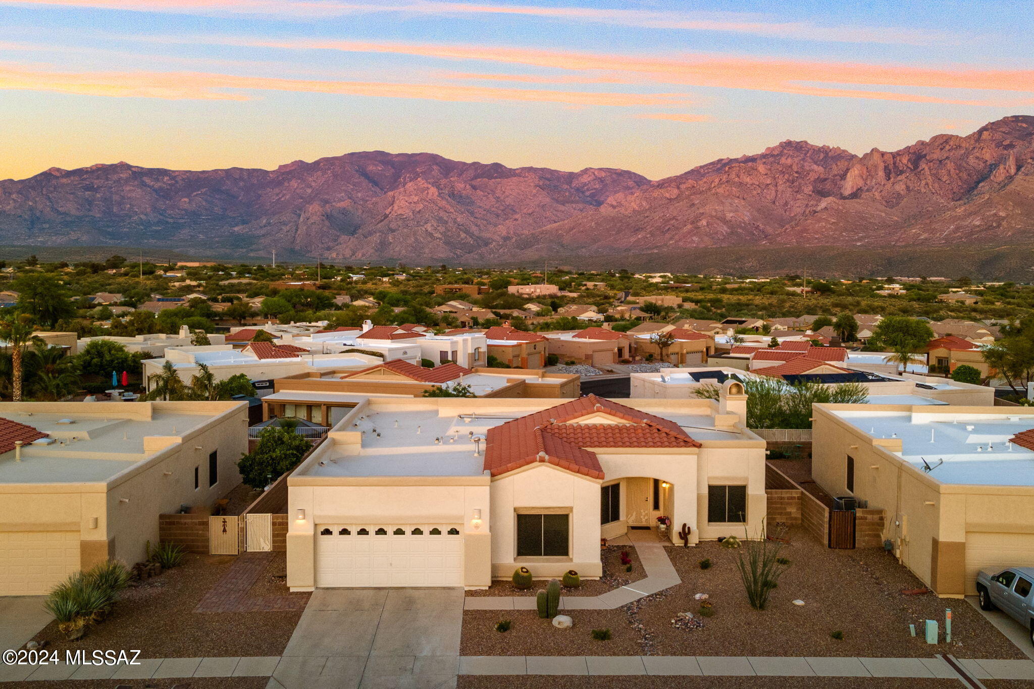 11702 N Pyramid Point Drive