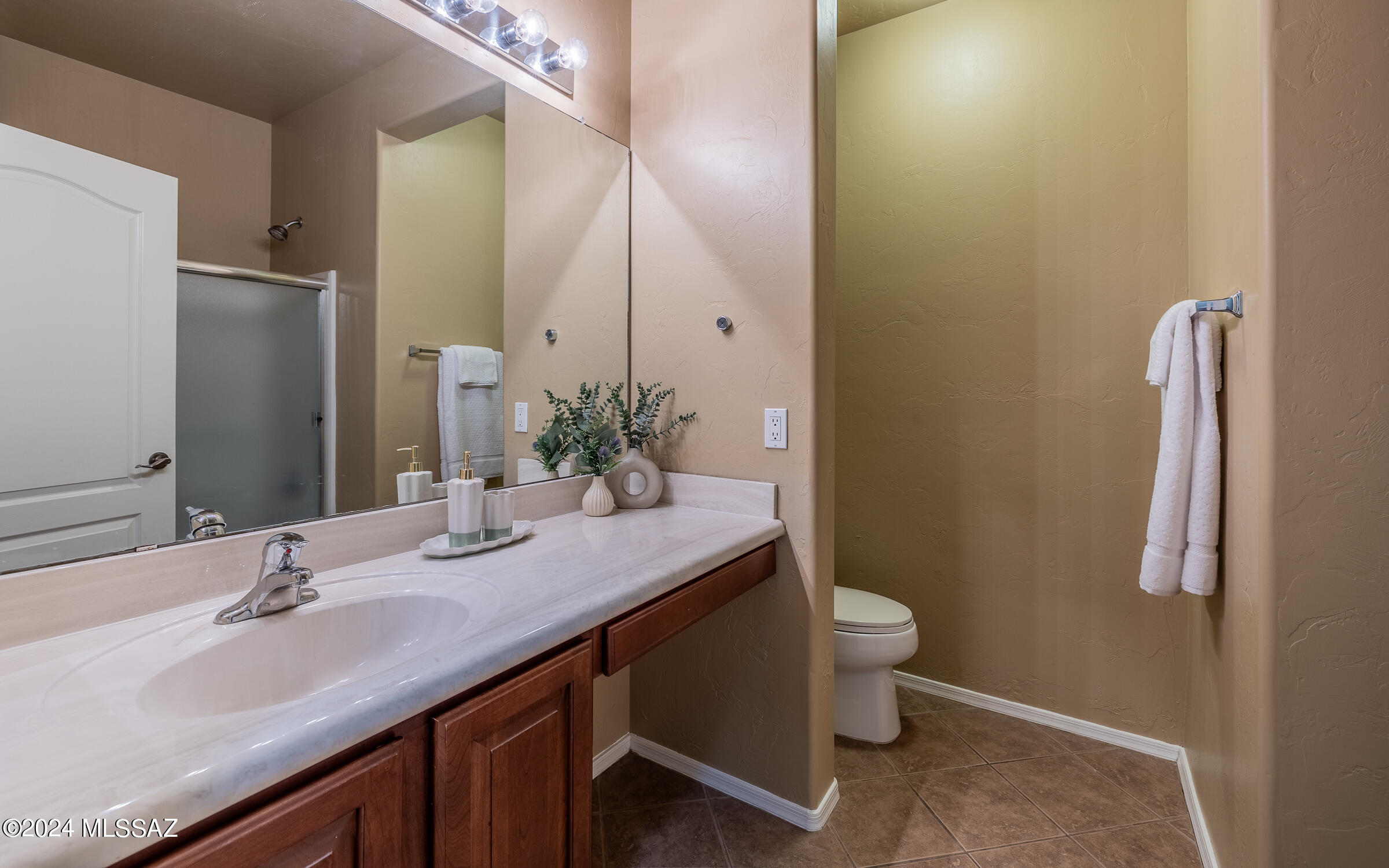 3629 E Fjord Pony Road