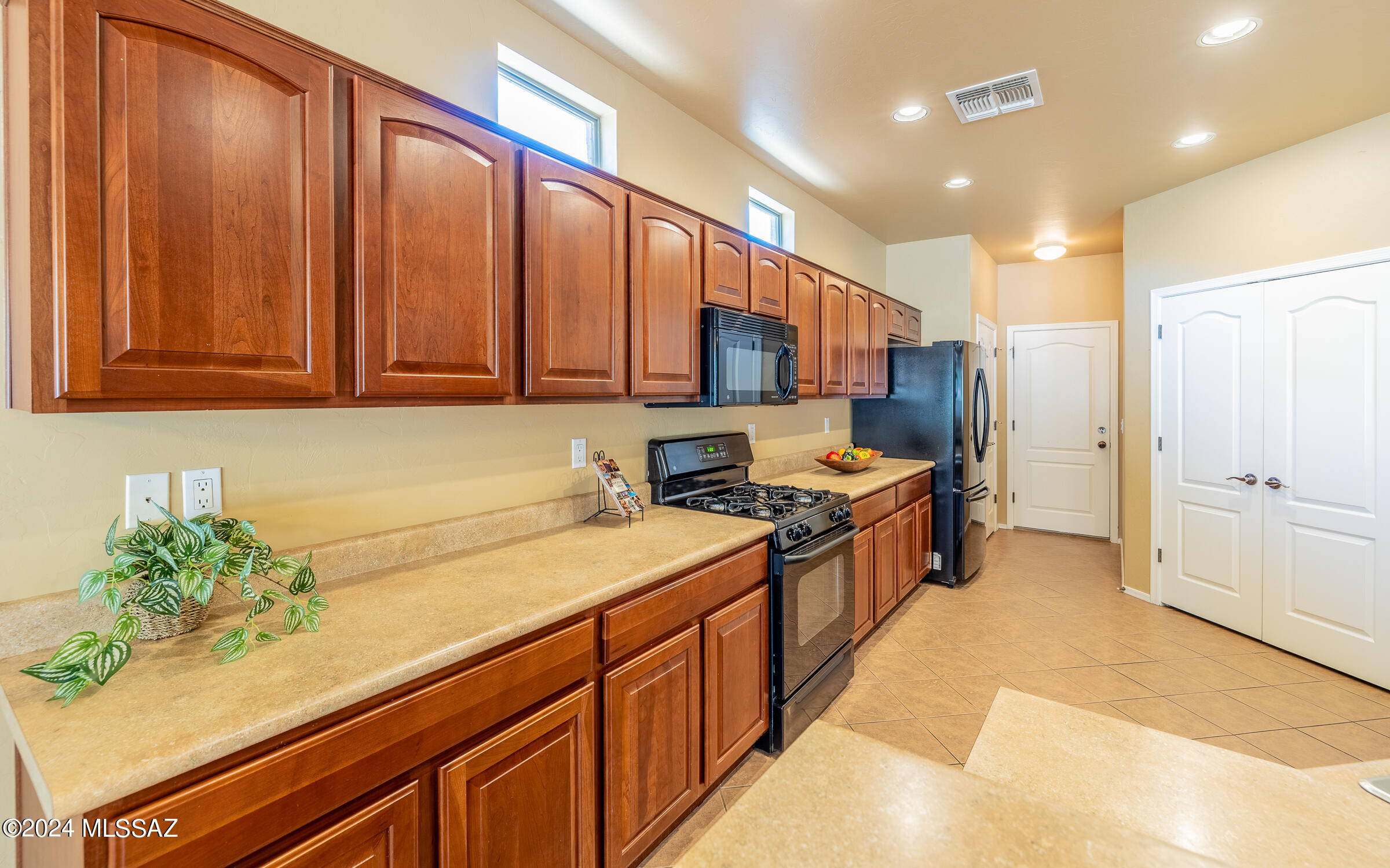 3629 E Fjord Pony Road