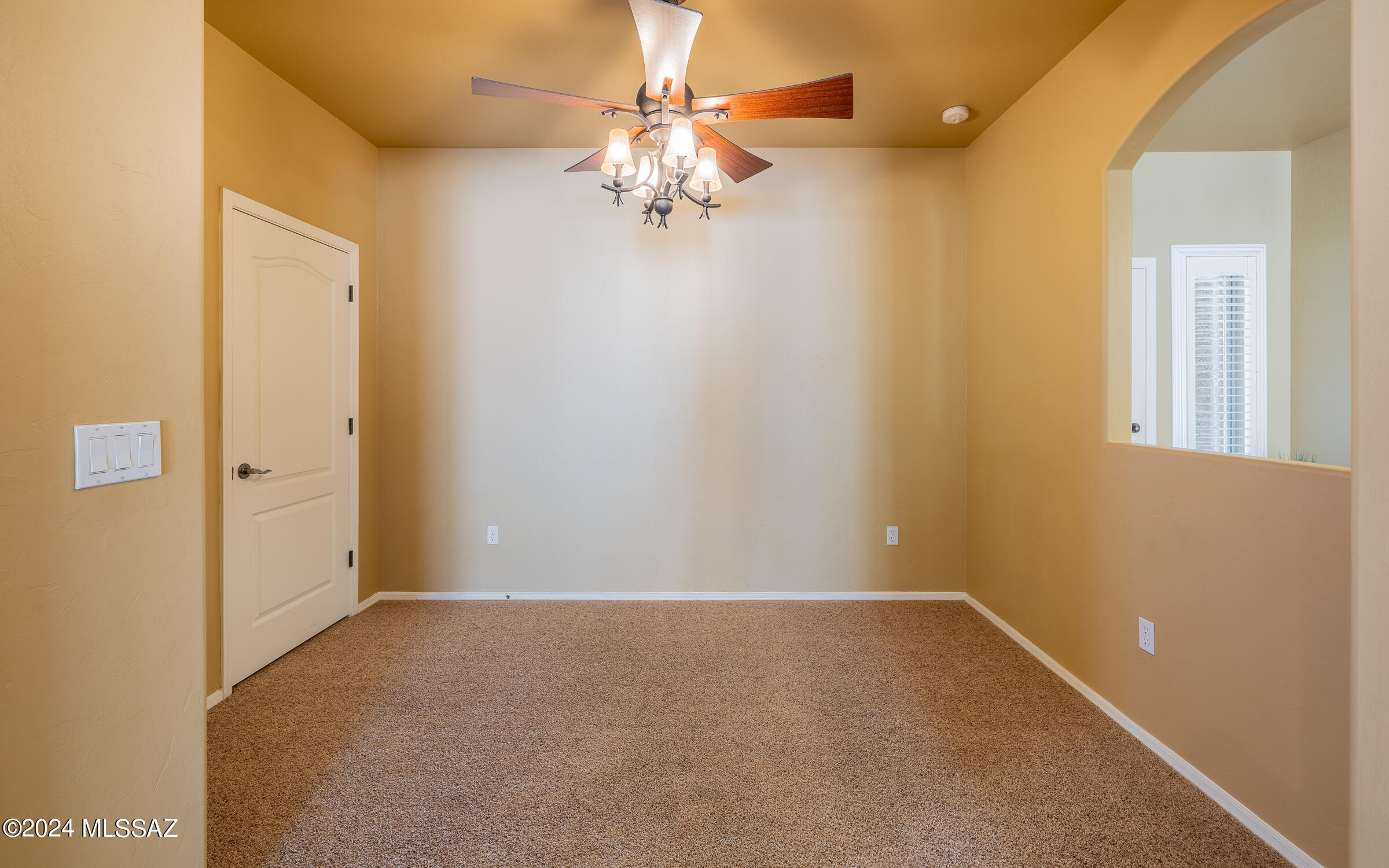 3629 E Fjord Pony Road