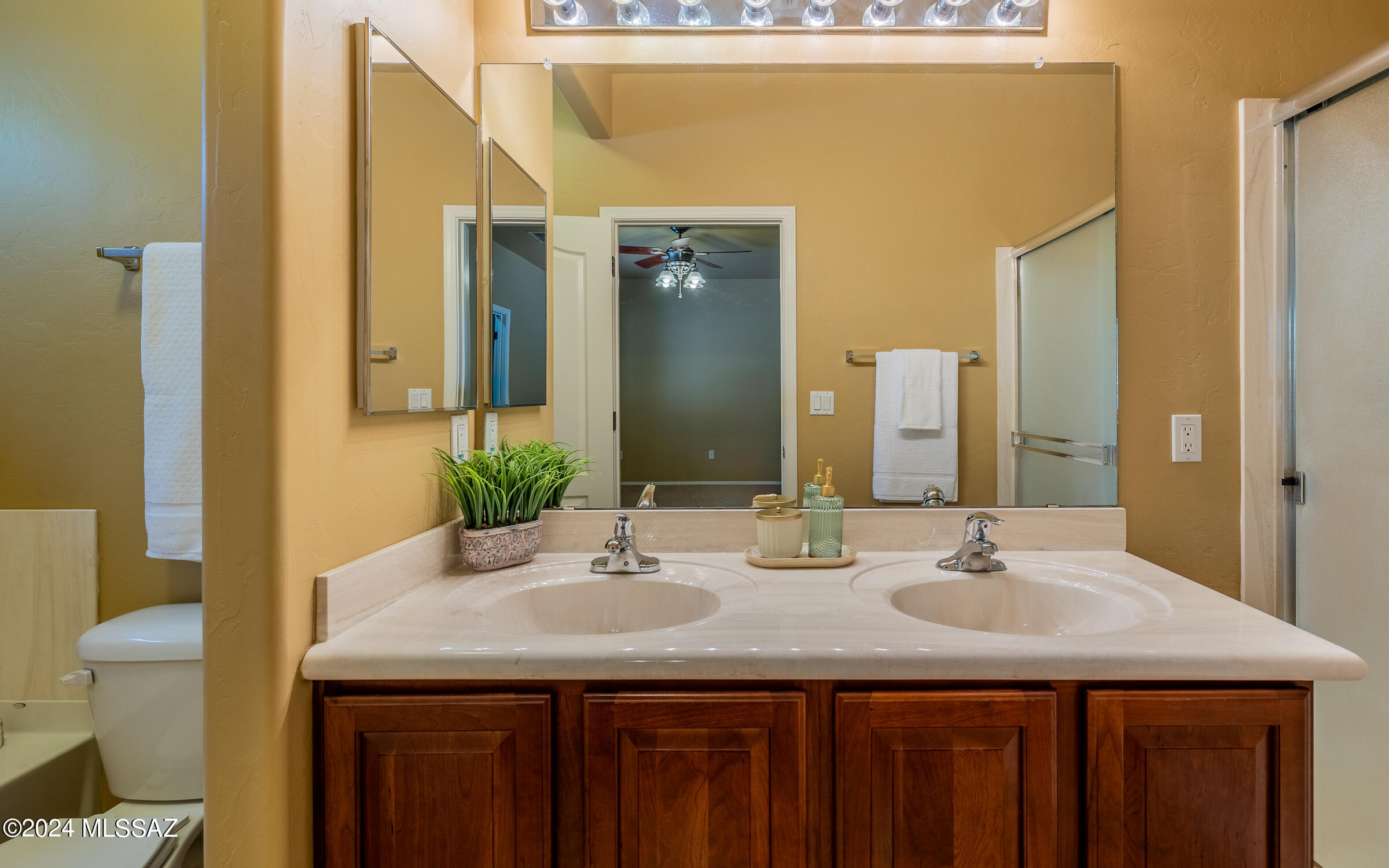 3629 E Fjord Pony Road