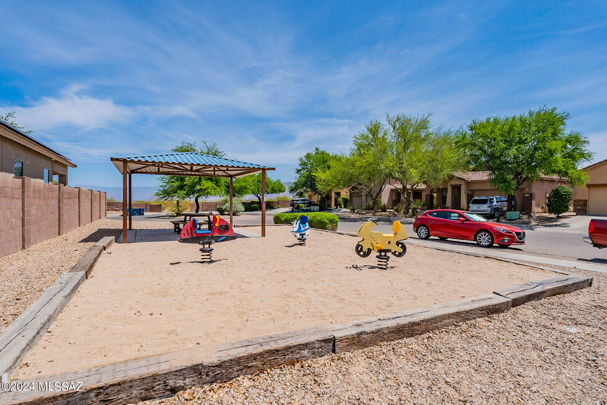 12519 E Red Iron Trail