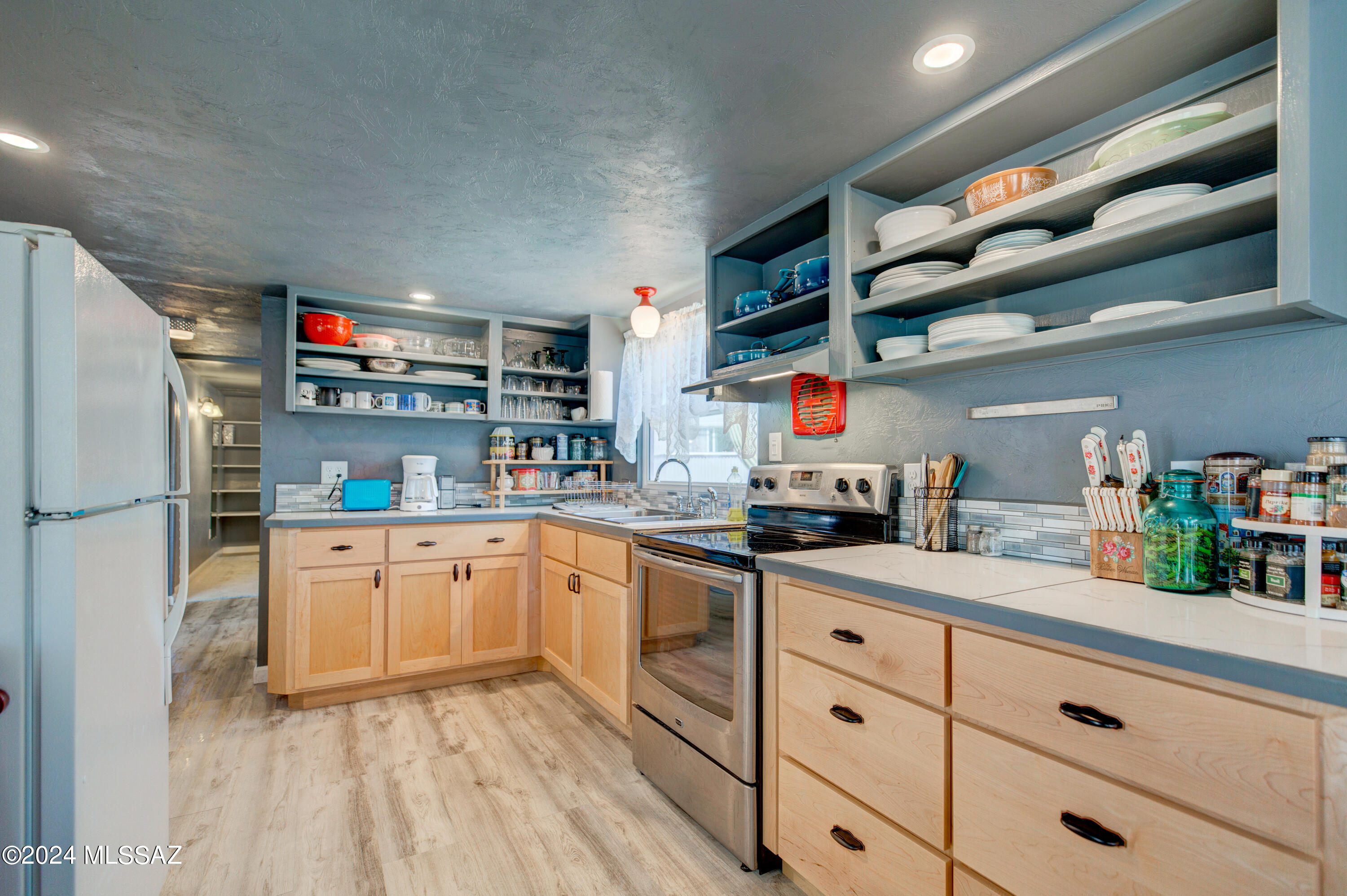 5732 W Lazy Heart Street