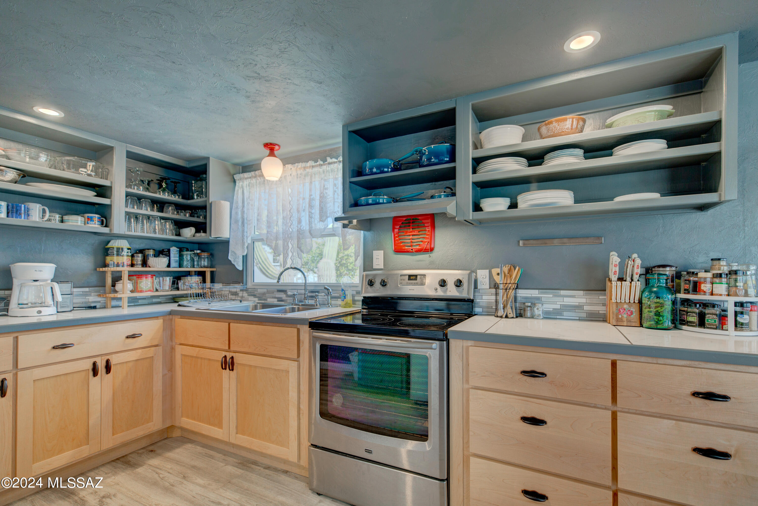 5732 W Lazy Heart Street