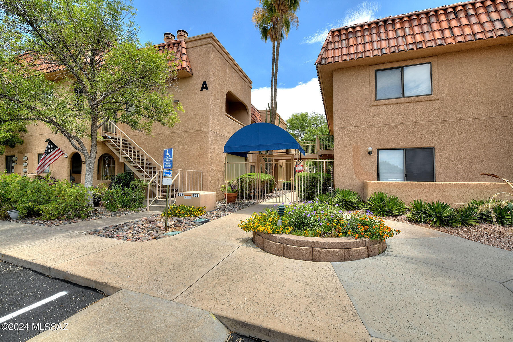 5750 N Camino Esplendora Unit: 224