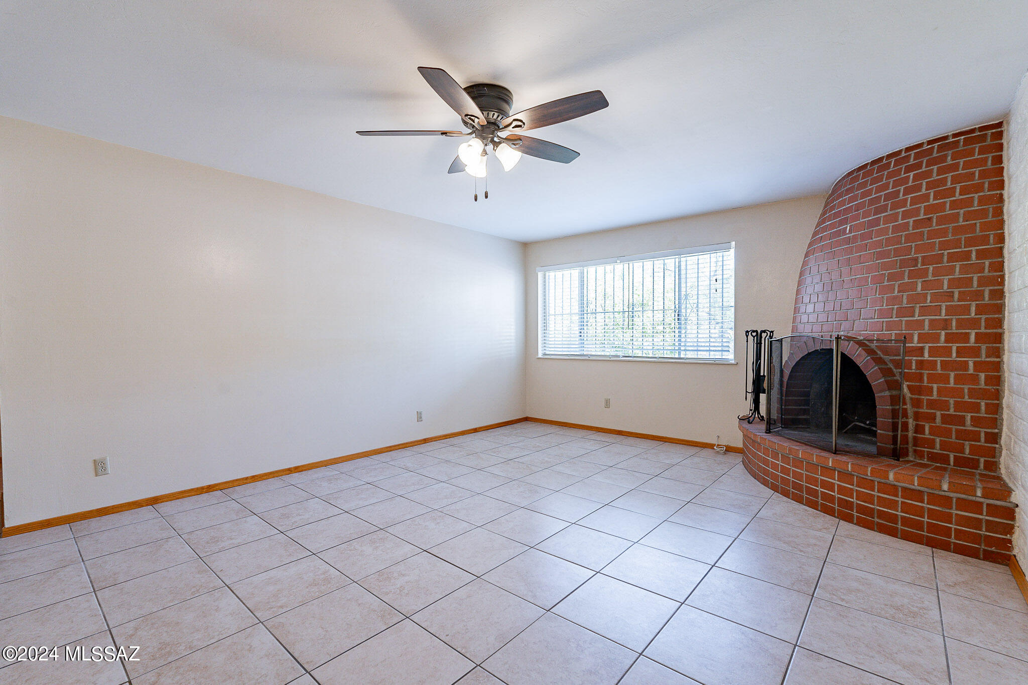 9351 E Hermosa Hills Drive