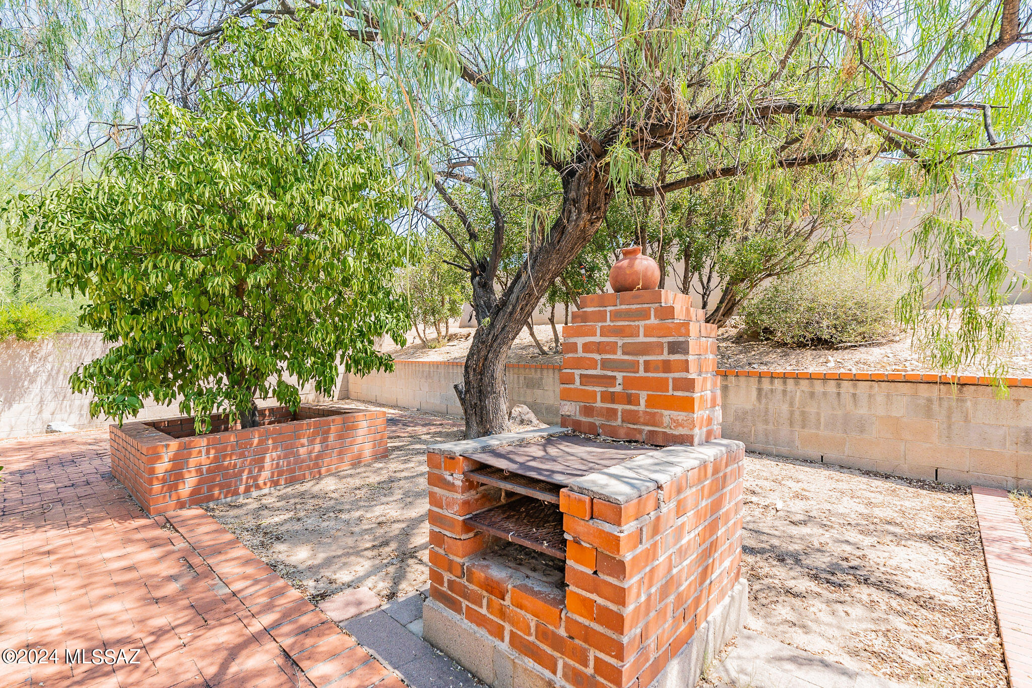 9351 E Hermosa Hills Drive