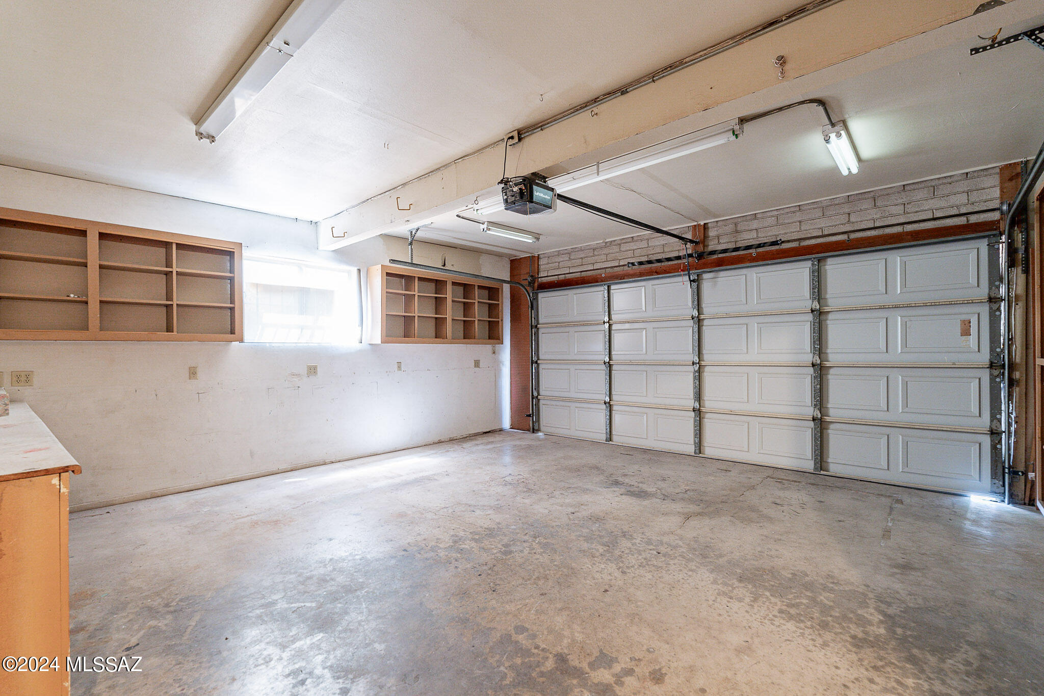 9351 E Hermosa Hills Drive