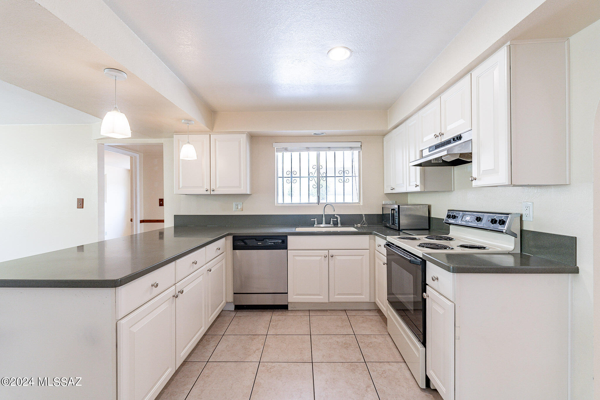 9351 E Hermosa Hills Drive