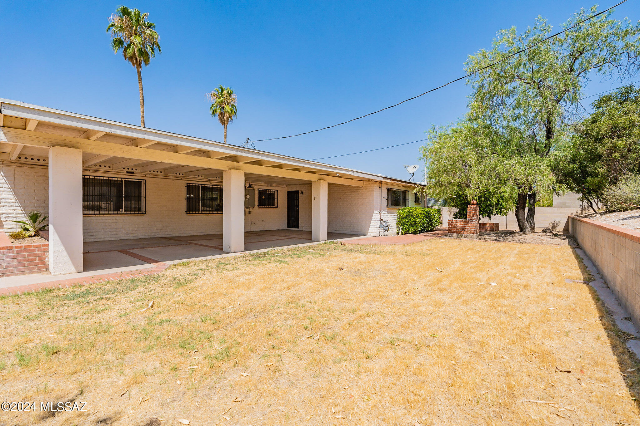 9351 E Hermosa Hills Drive