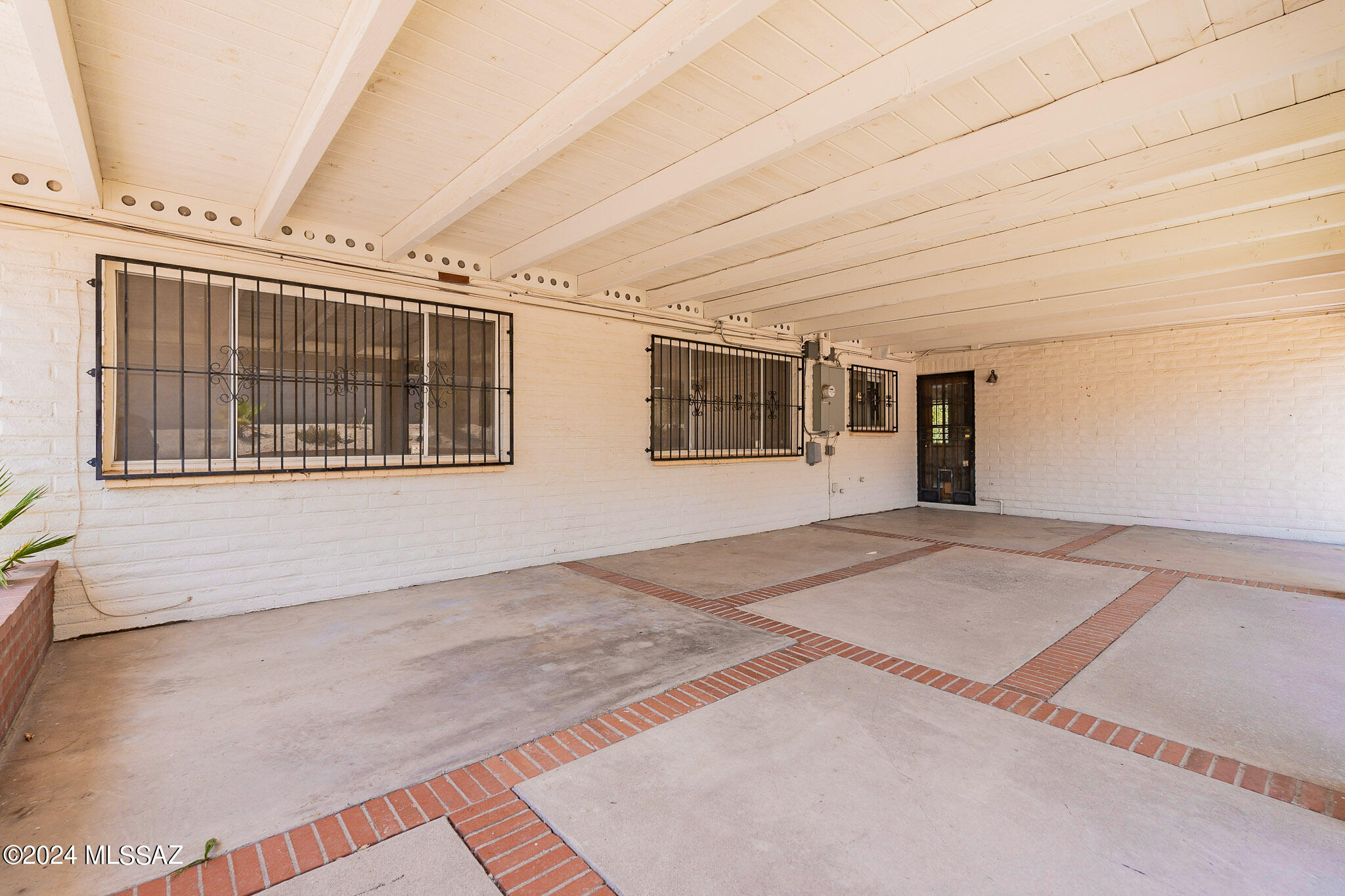 9351 E Hermosa Hills Drive