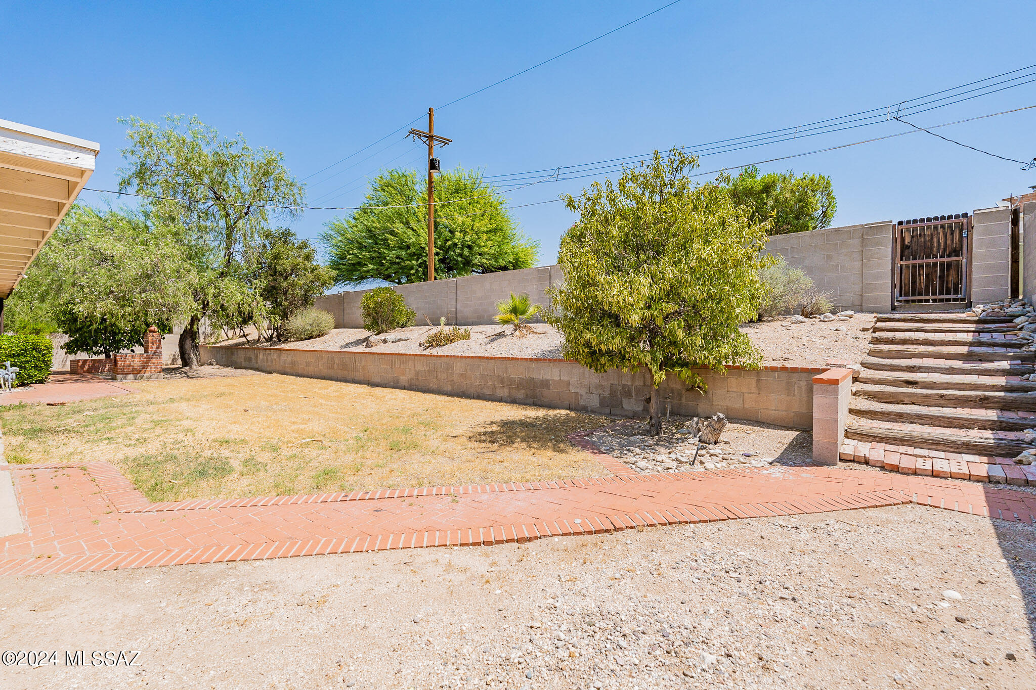 9351 E Hermosa Hills Drive