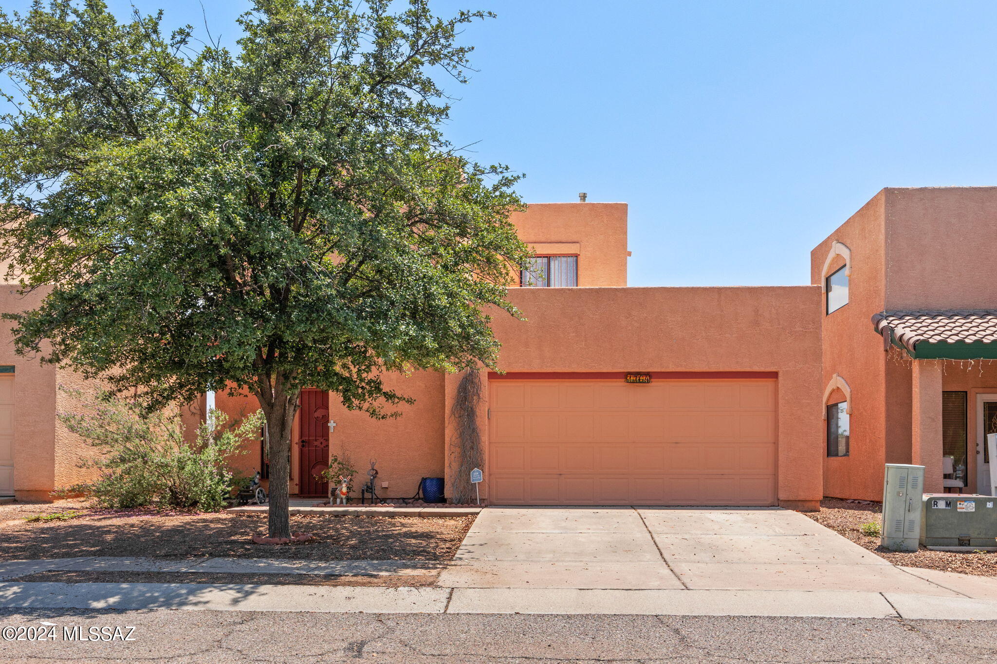 1764 E Calle Grandiosa