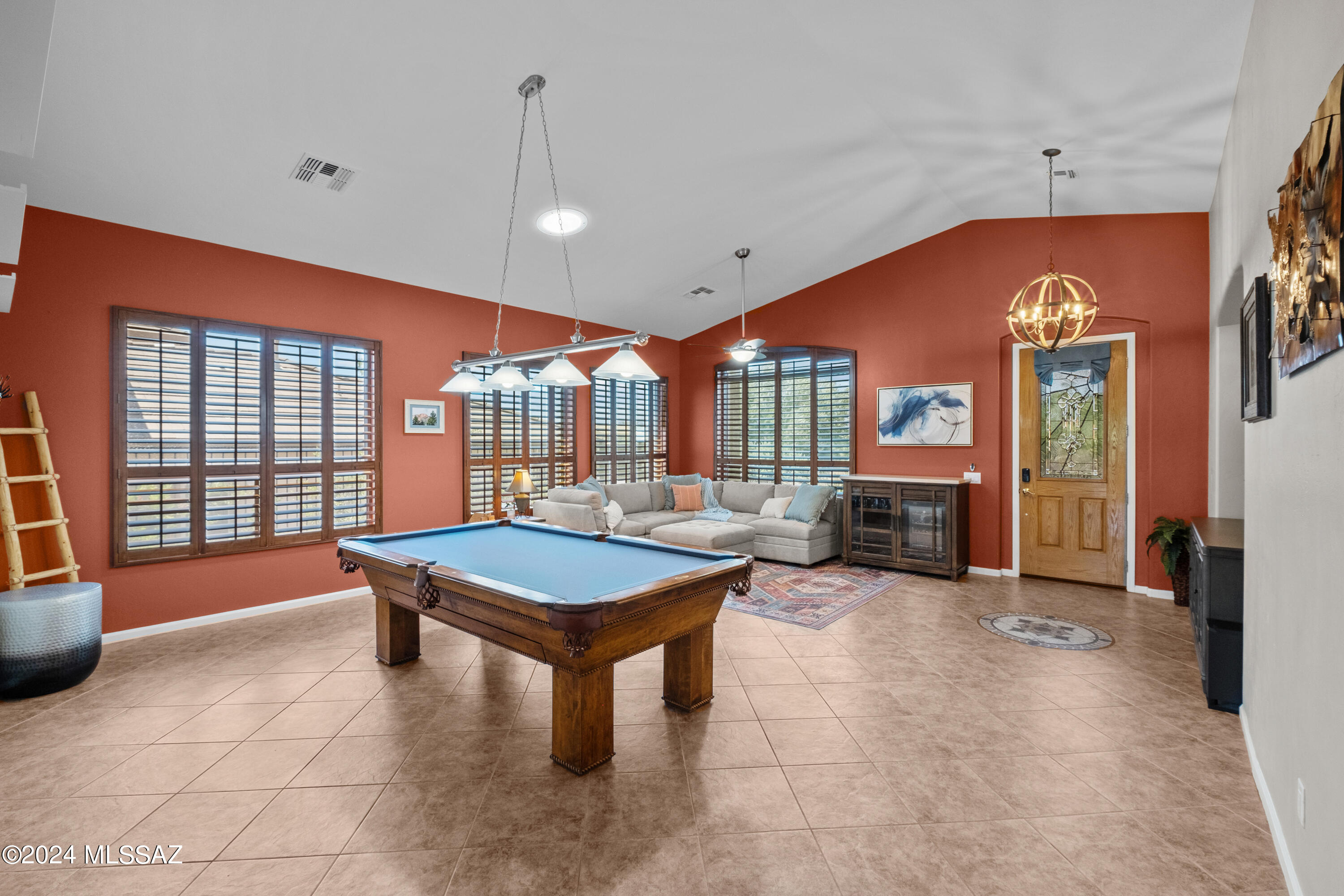 39059 S Clubhouse Drive