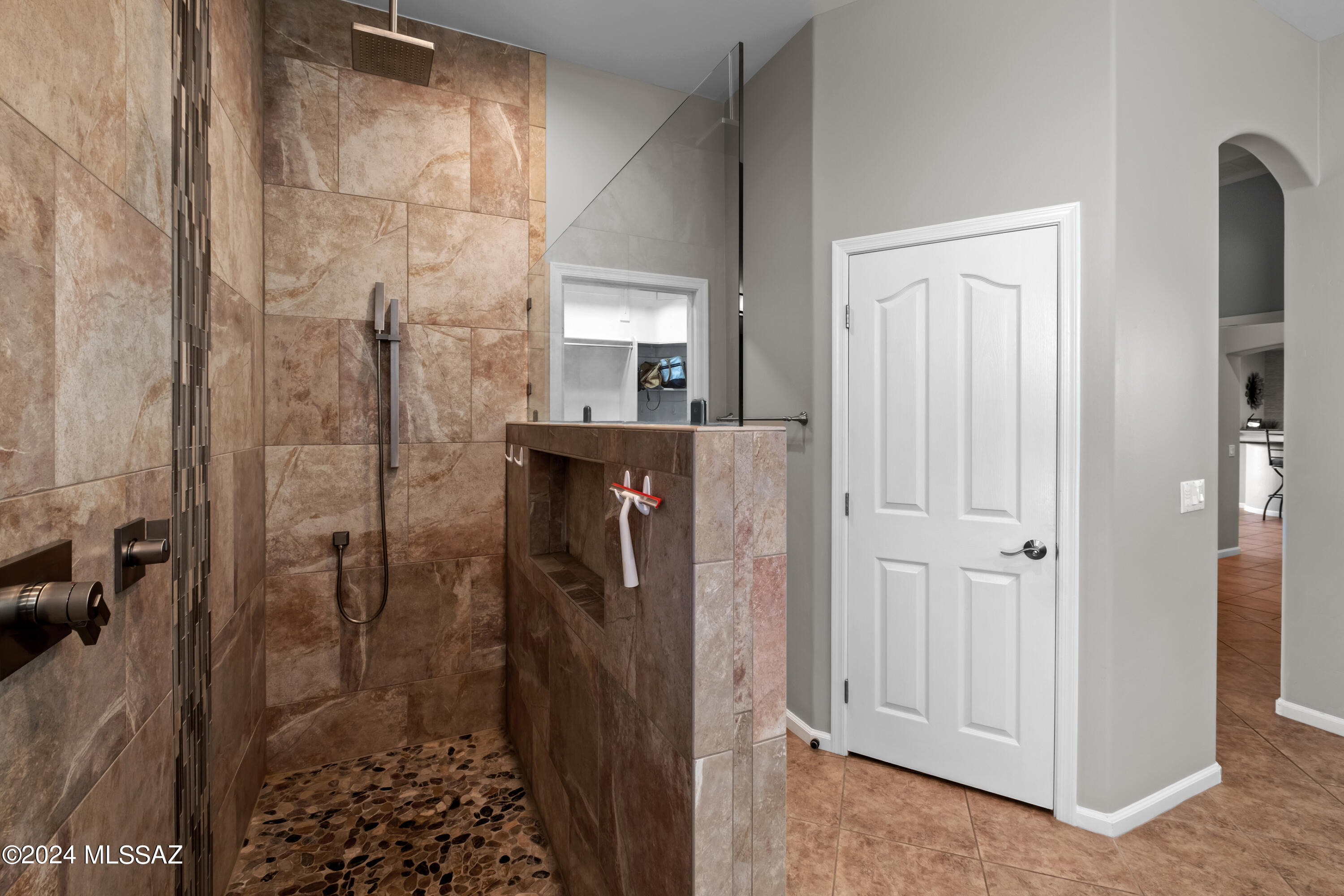 39059 S Clubhouse Drive