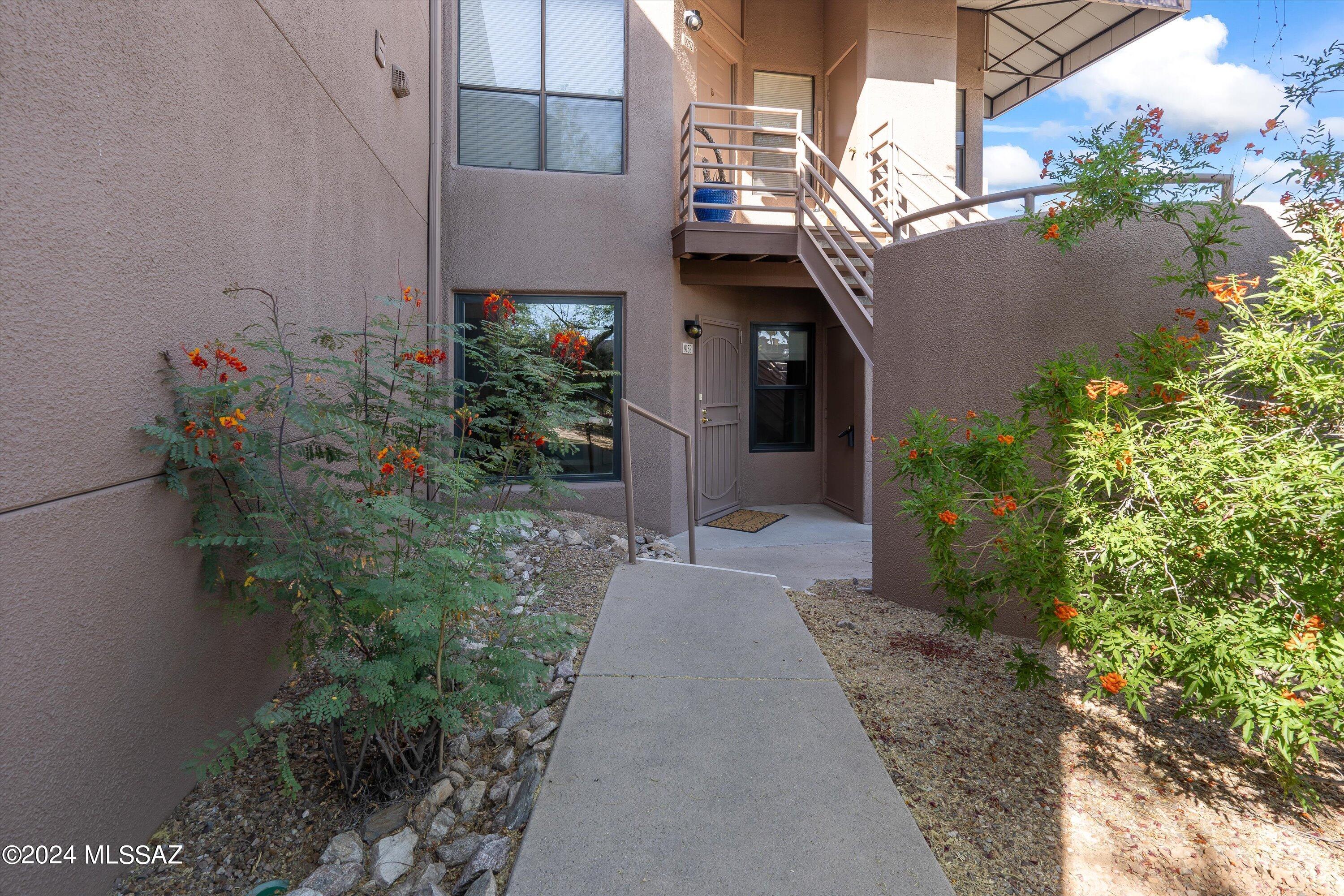 6655 N Canyon Crest Drive Unit: 9152