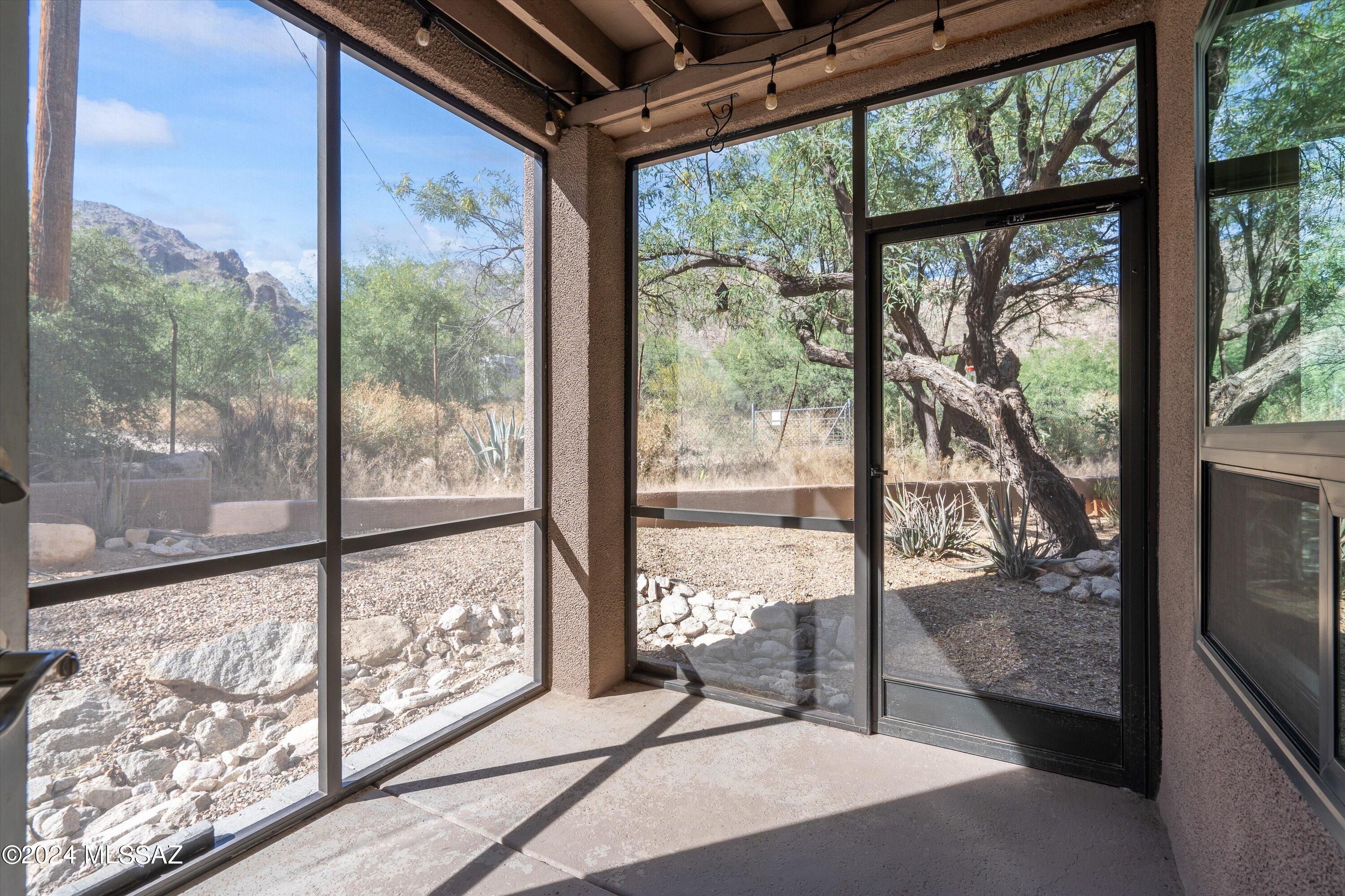 6655 N Canyon Crest Drive Unit: 9152