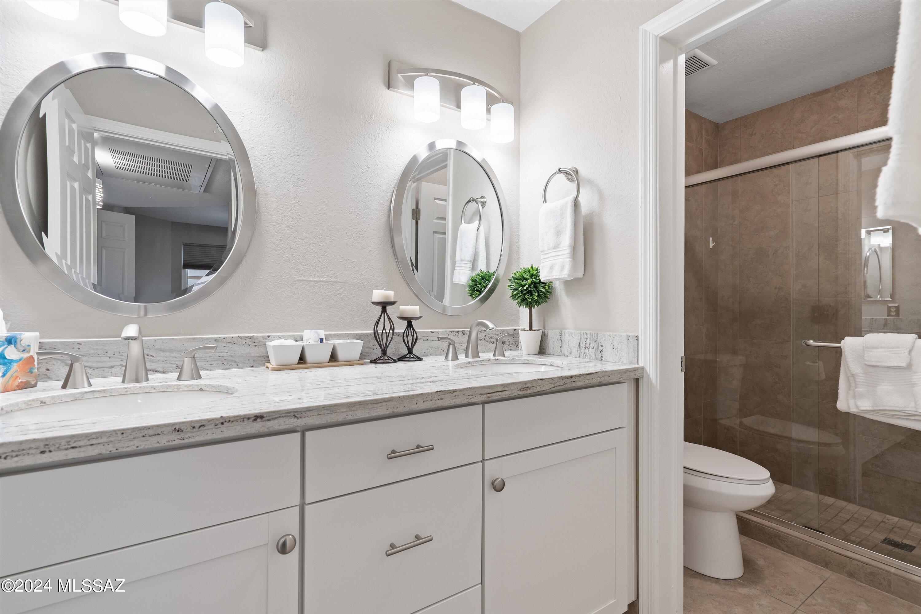 6655 N Canyon Crest Drive Unit: 9152