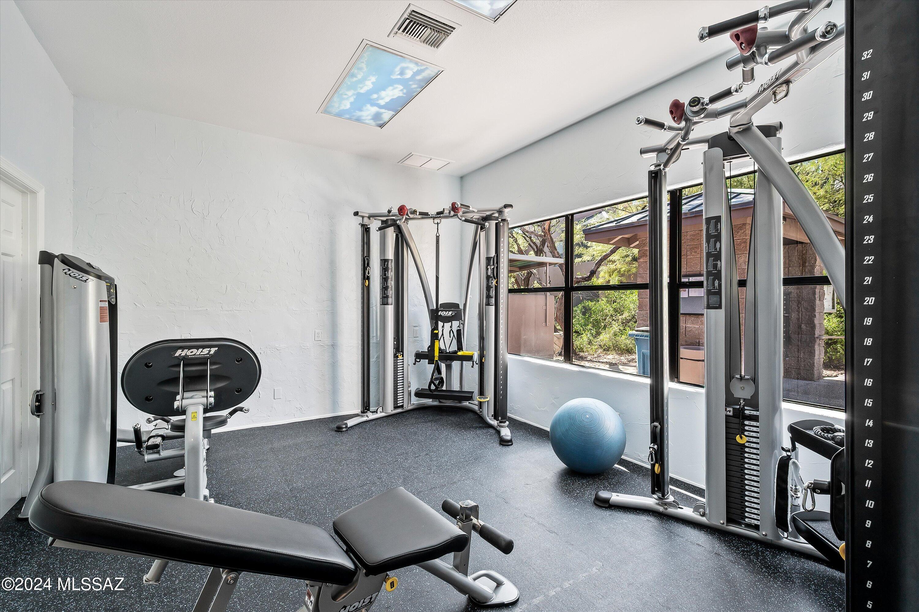 6655 N Canyon Crest Drive Unit: 9152