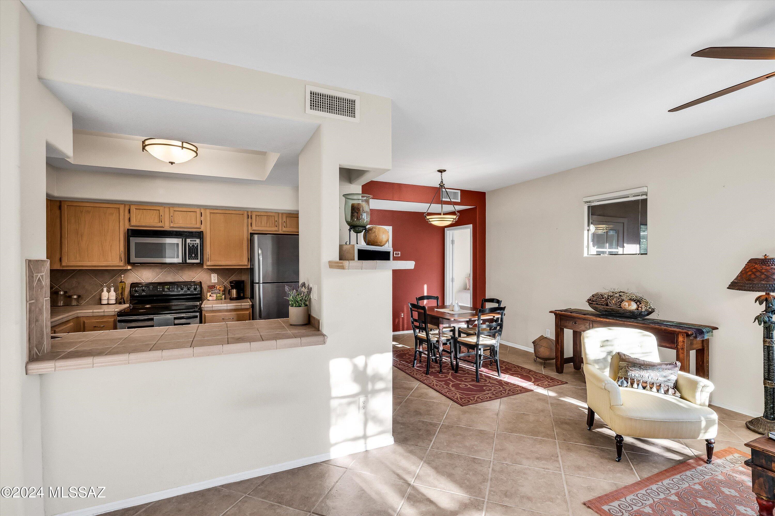 6655 N Canyon Crest Drive Unit: 25101