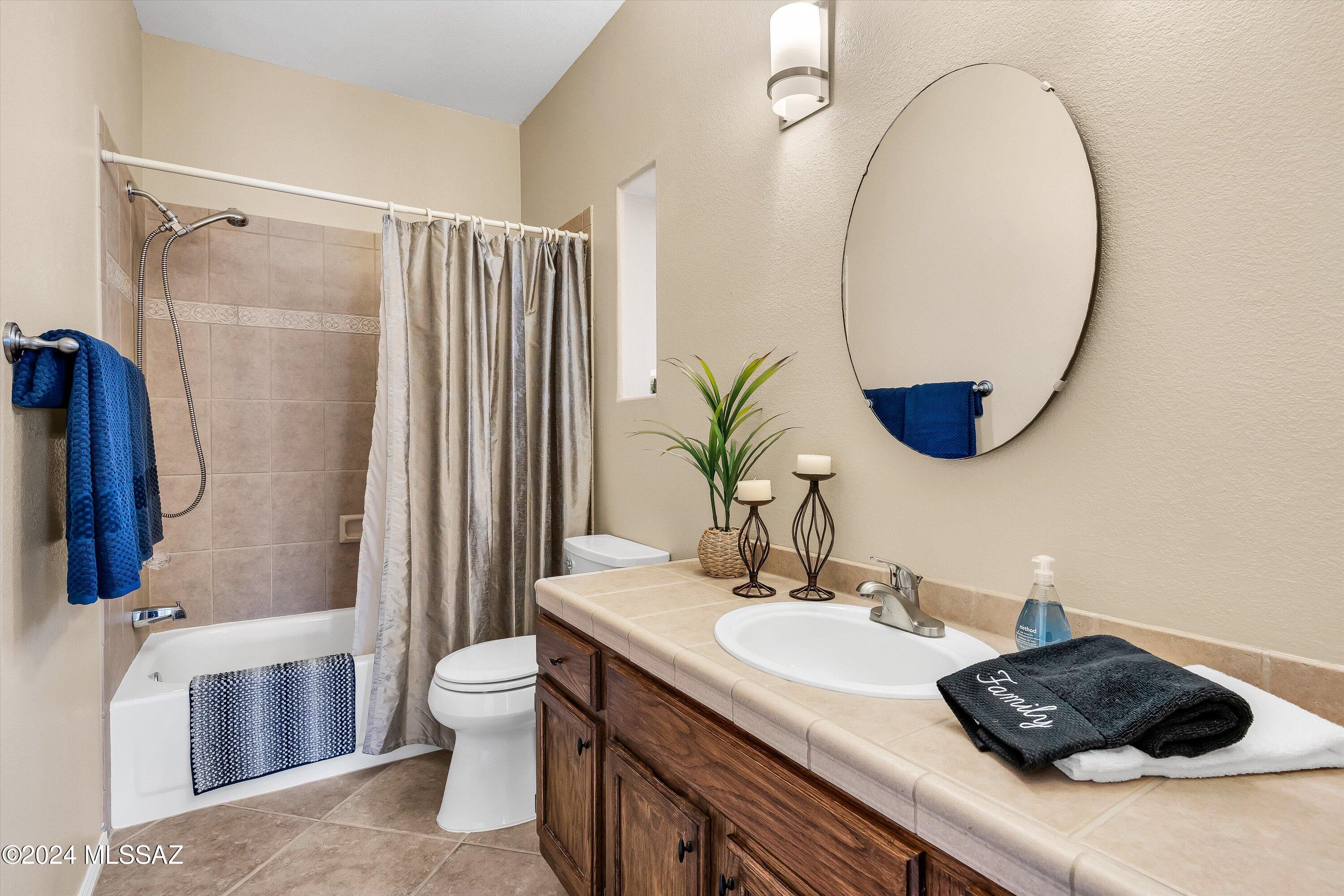 6655 N Canyon Crest Drive Unit: 25101