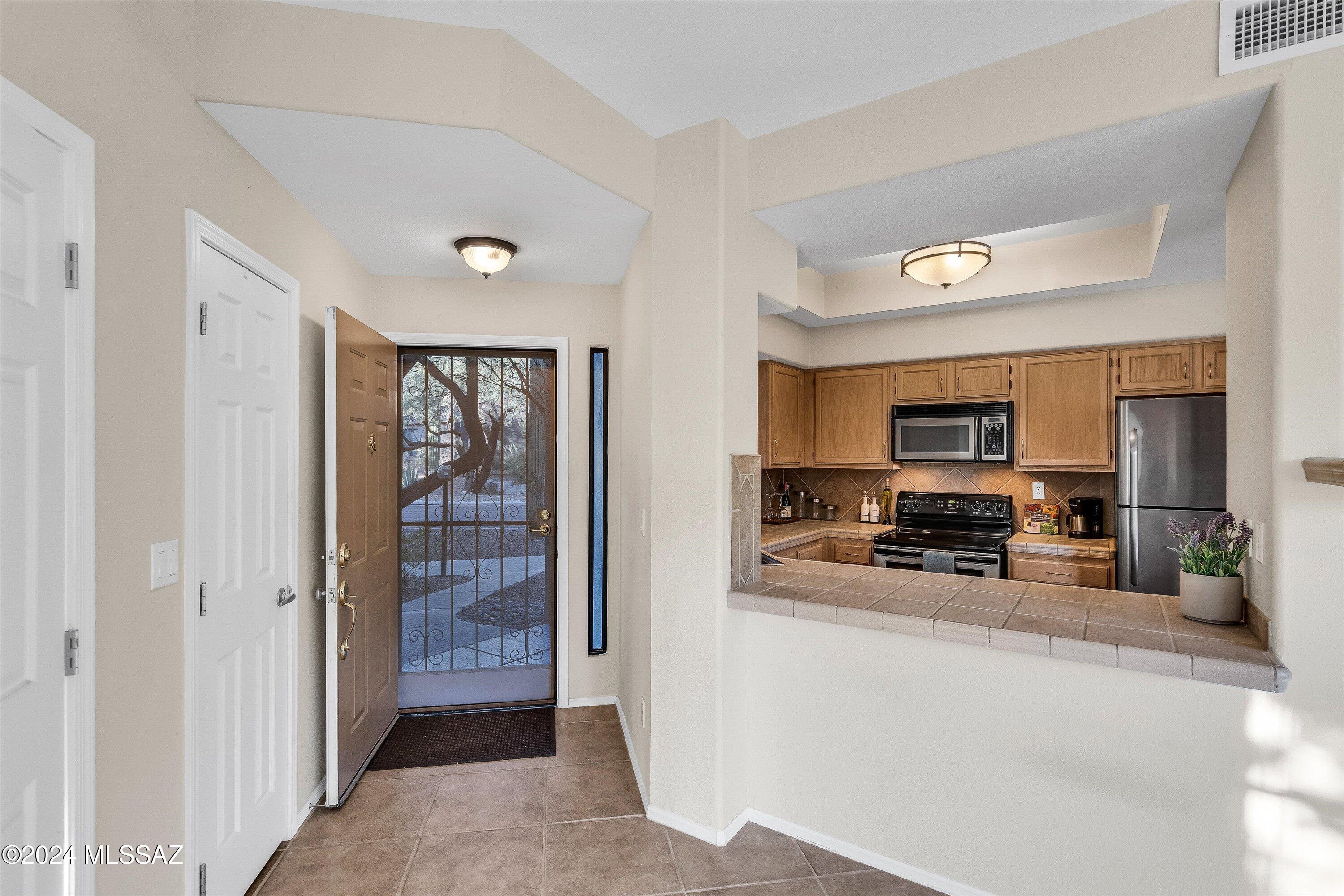 6655 N Canyon Crest Drive Unit: 25101