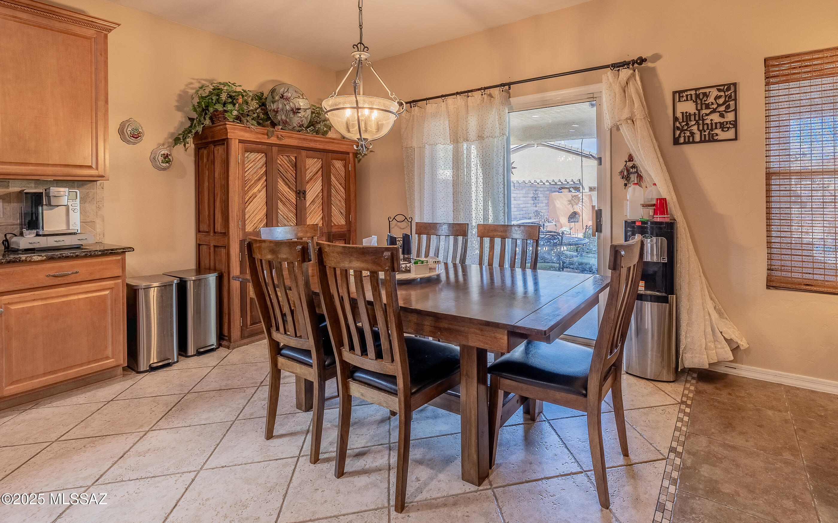 7636 W Granite Ridge Court