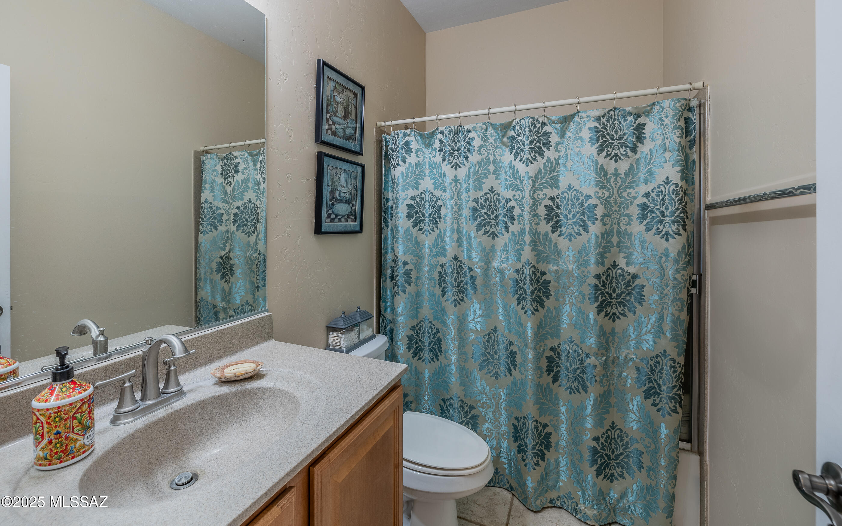 7636 W Granite Ridge Court