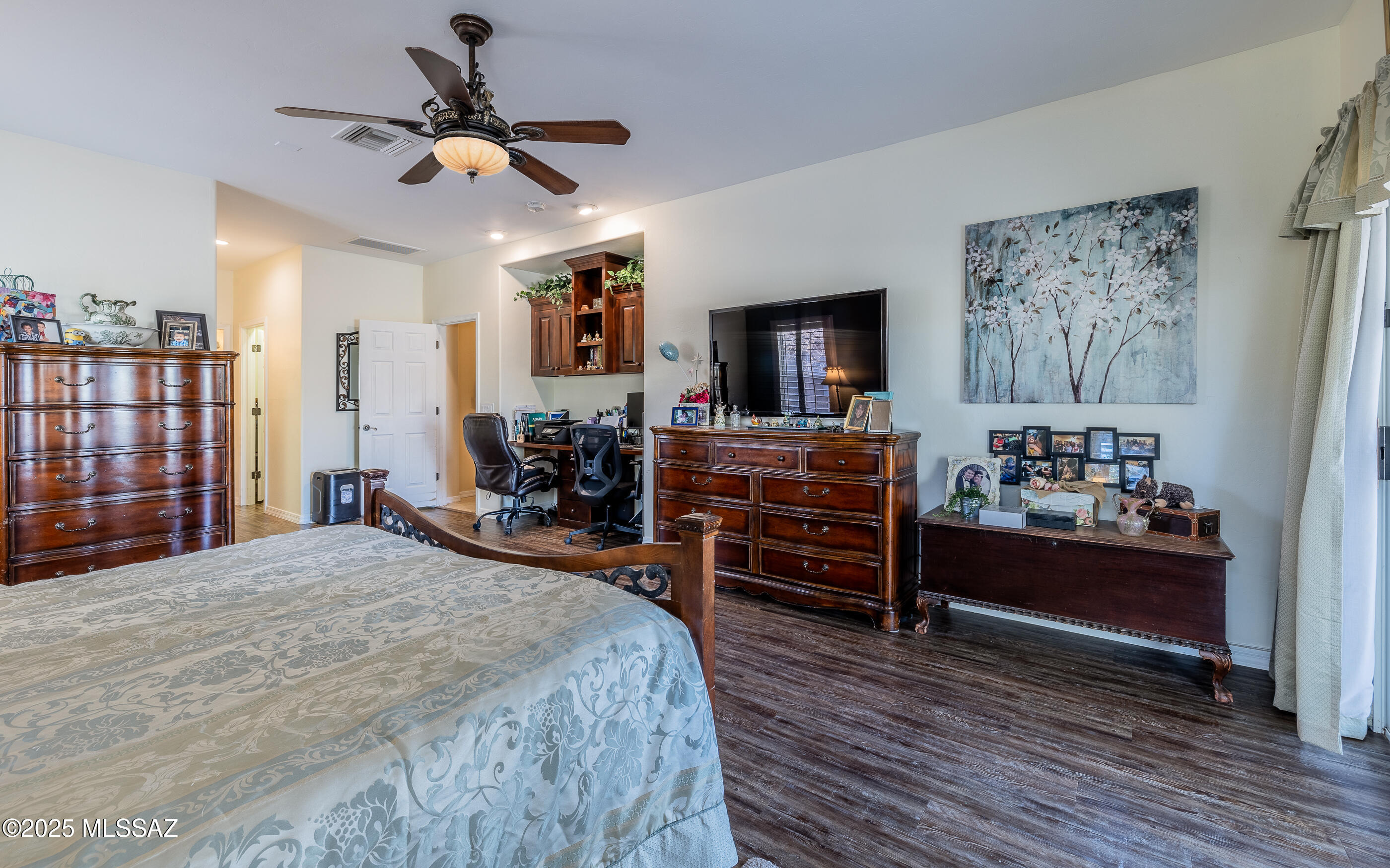 7636 W Granite Ridge Court