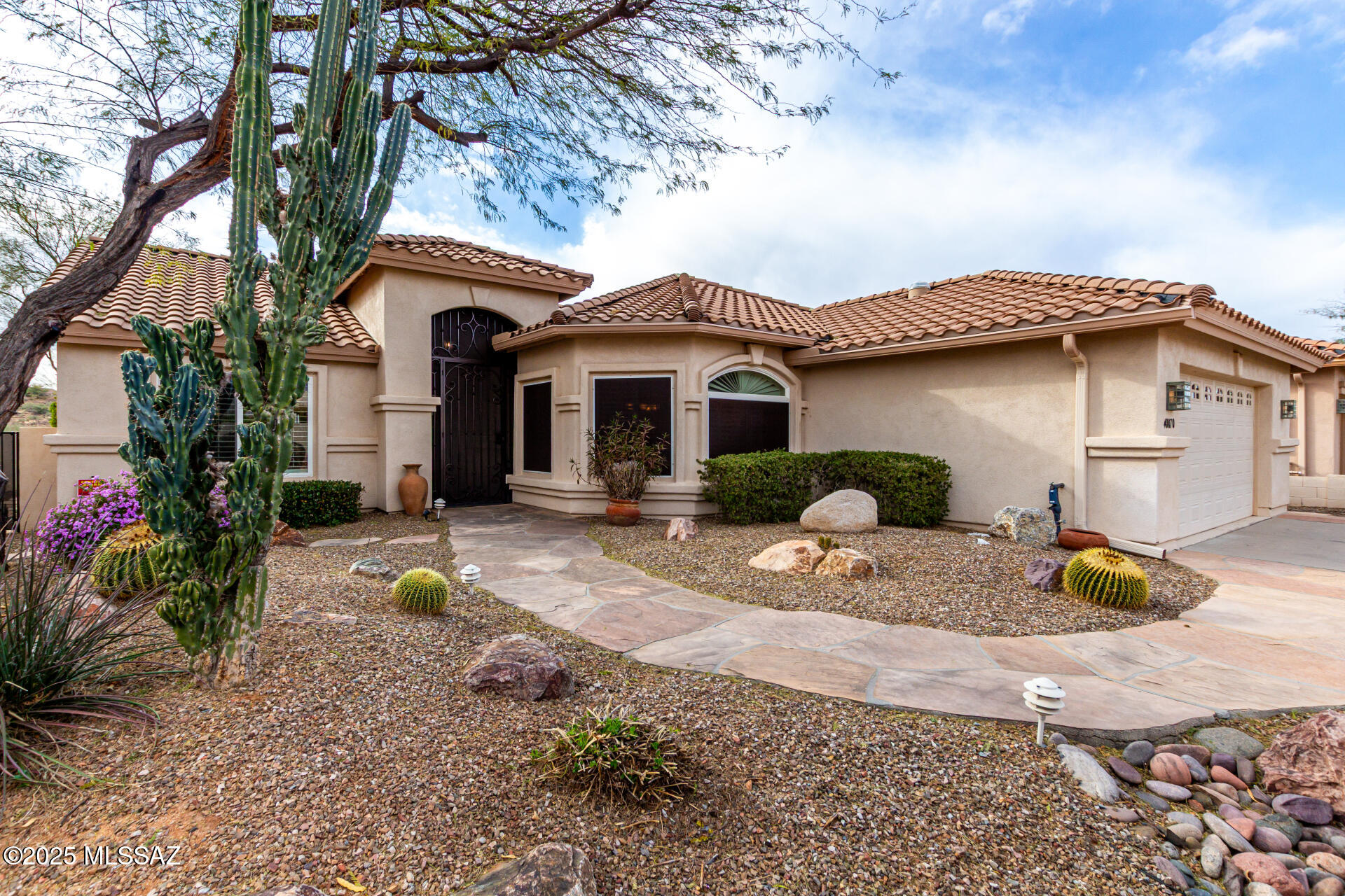 40070 S Winding Trail Drive