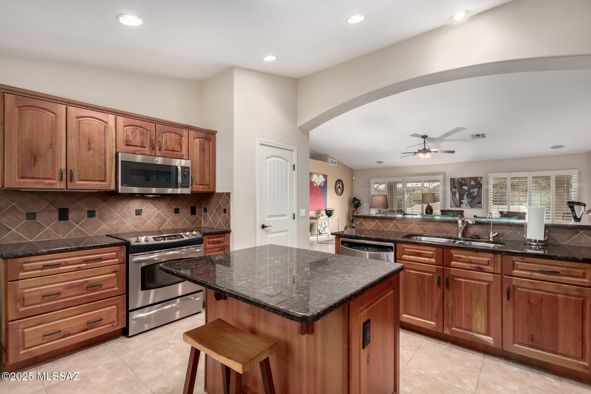 40070 S Winding Trail Drive